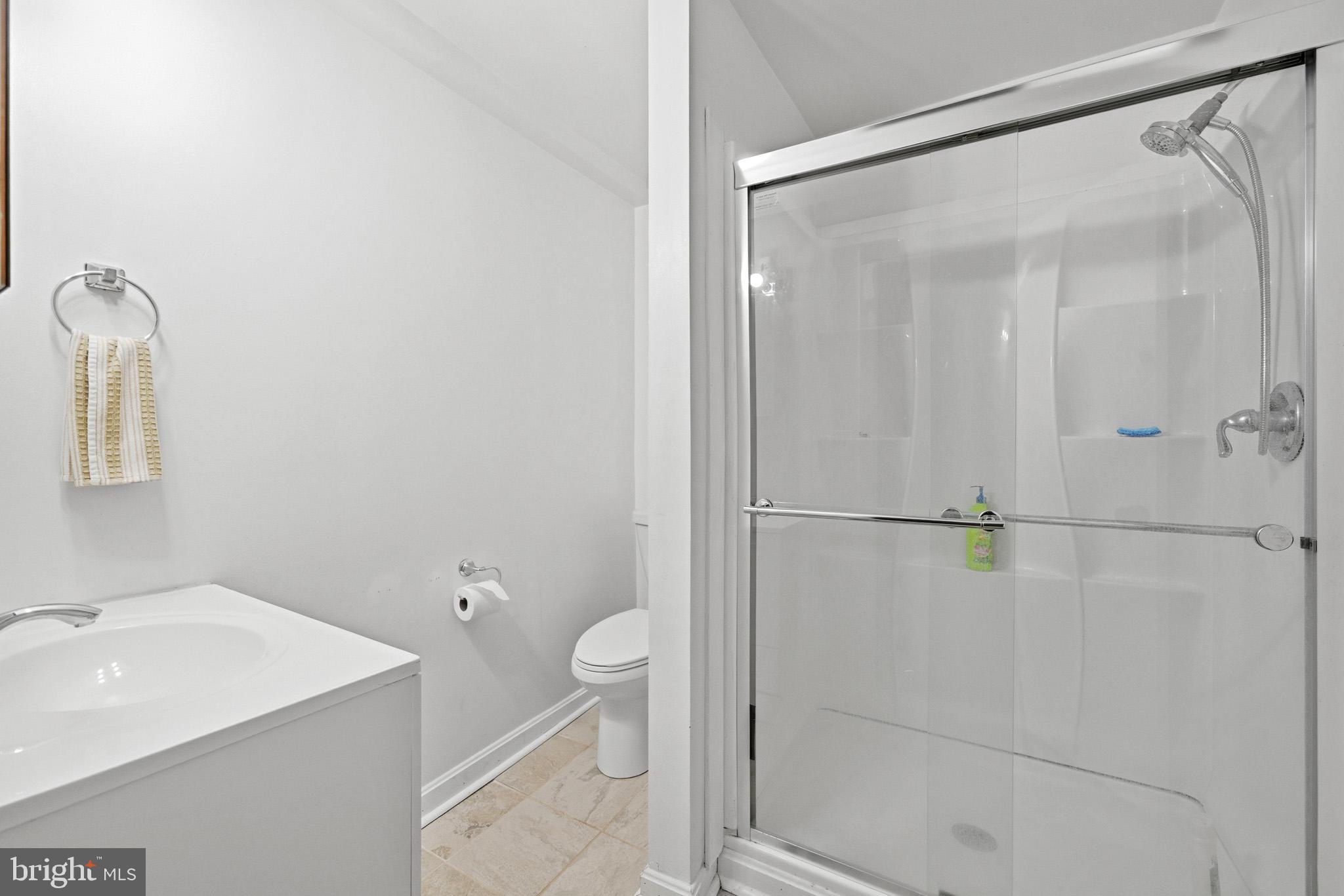 BAY COUNTRY - Residential