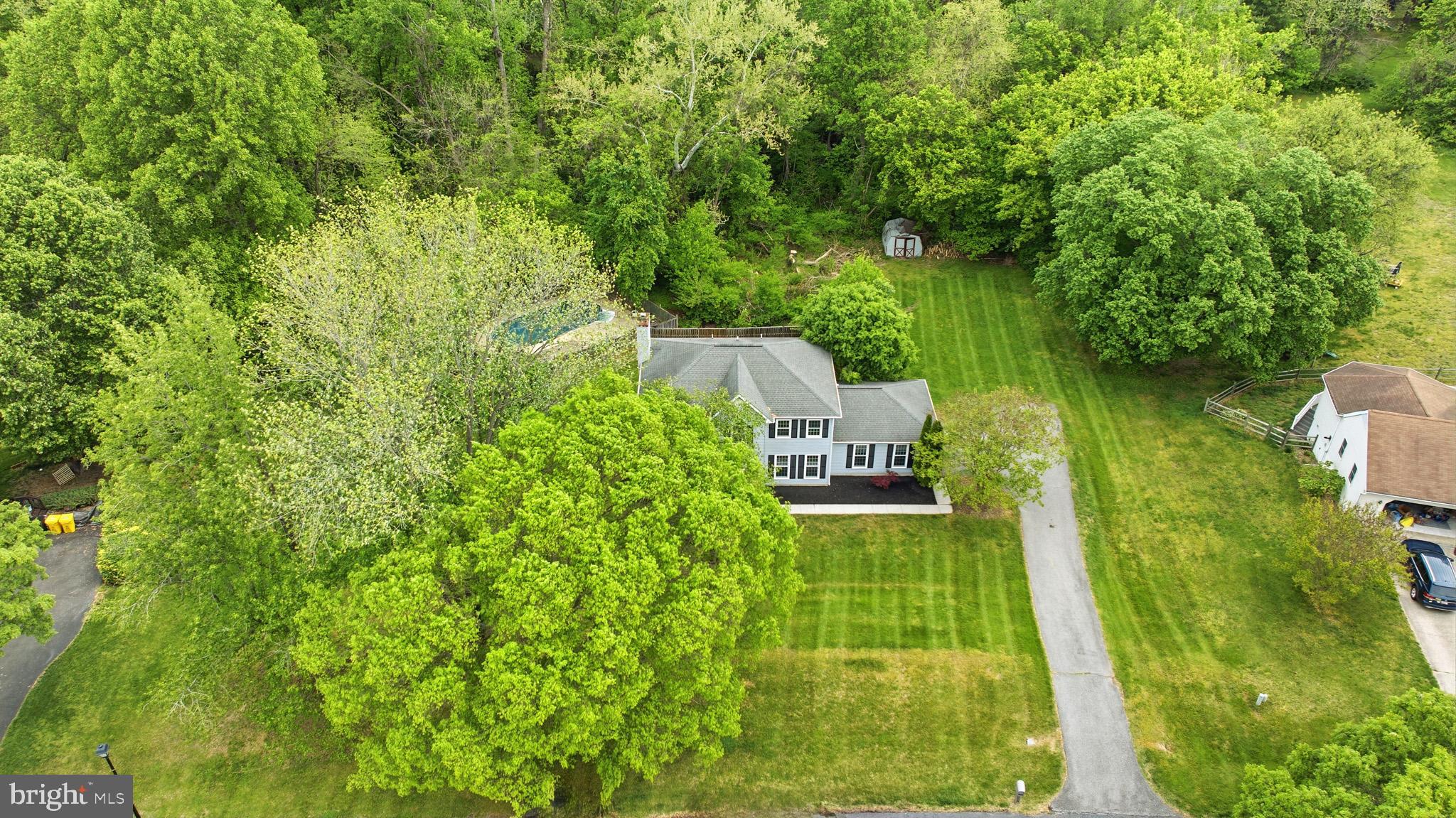 BAY COUNTRY - Residential