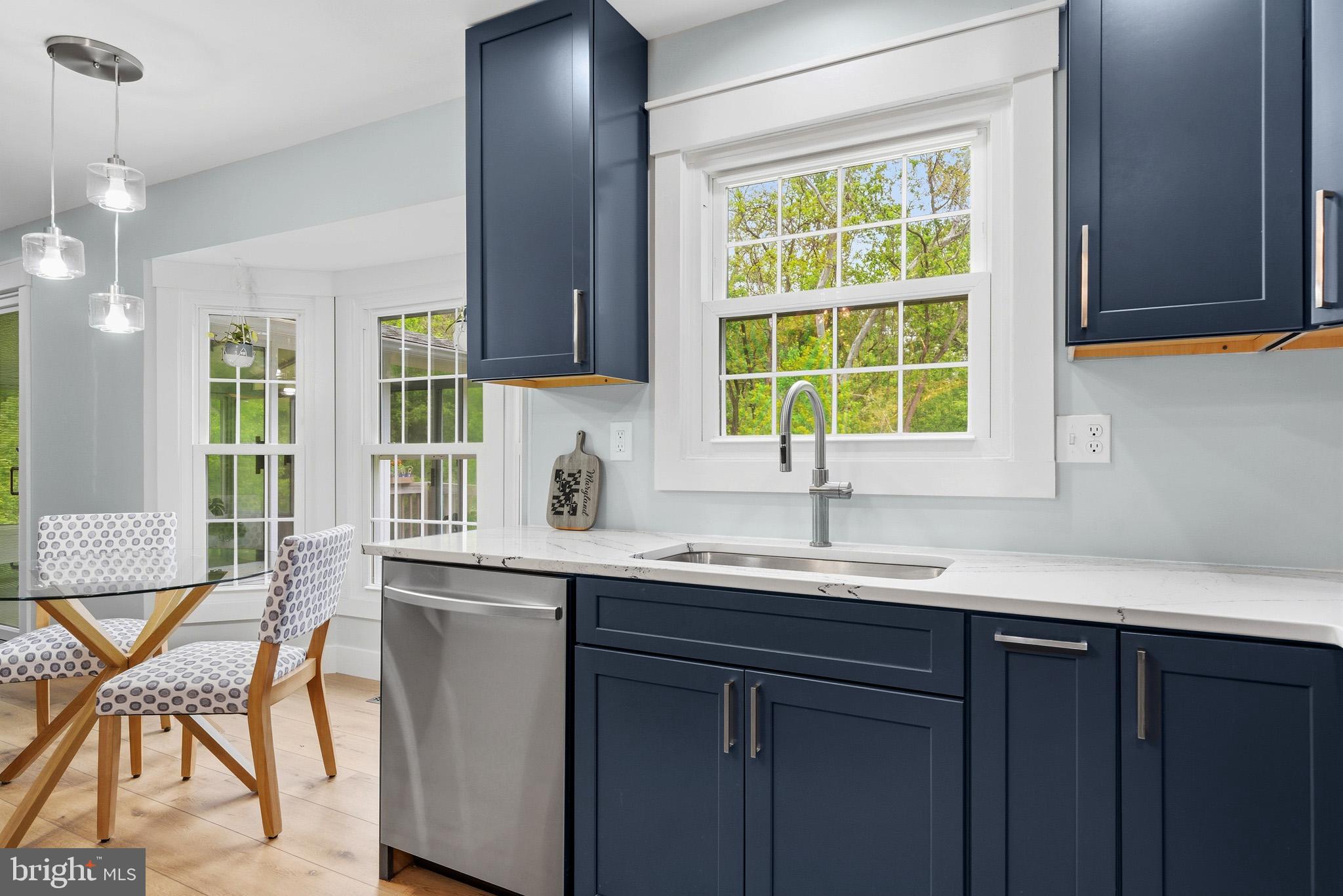 BAY COUNTRY - Residential