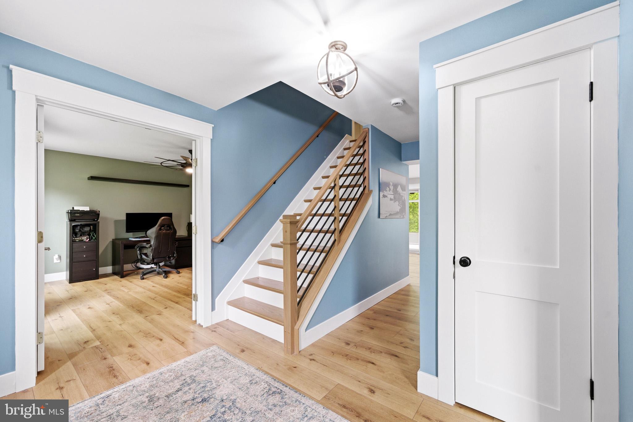 BAY COUNTRY - Residential