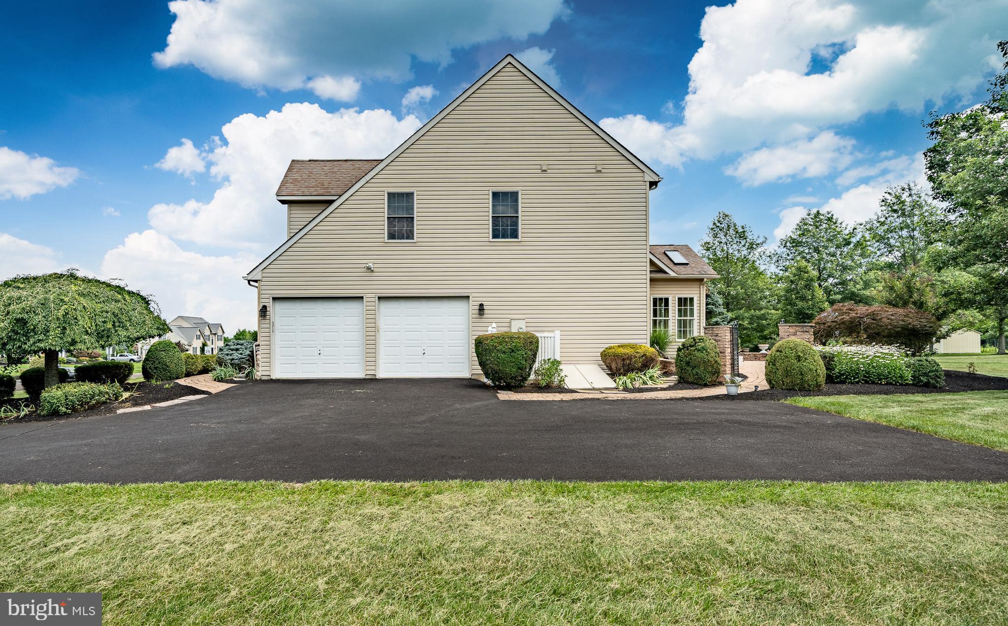 WYNNE FIELD ESTATES - Residential