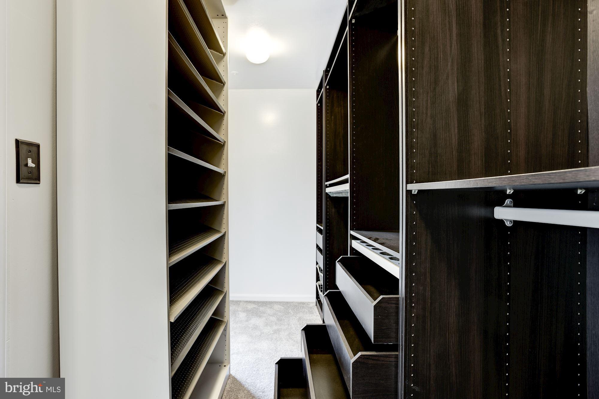 ETON SQUARE - Residential