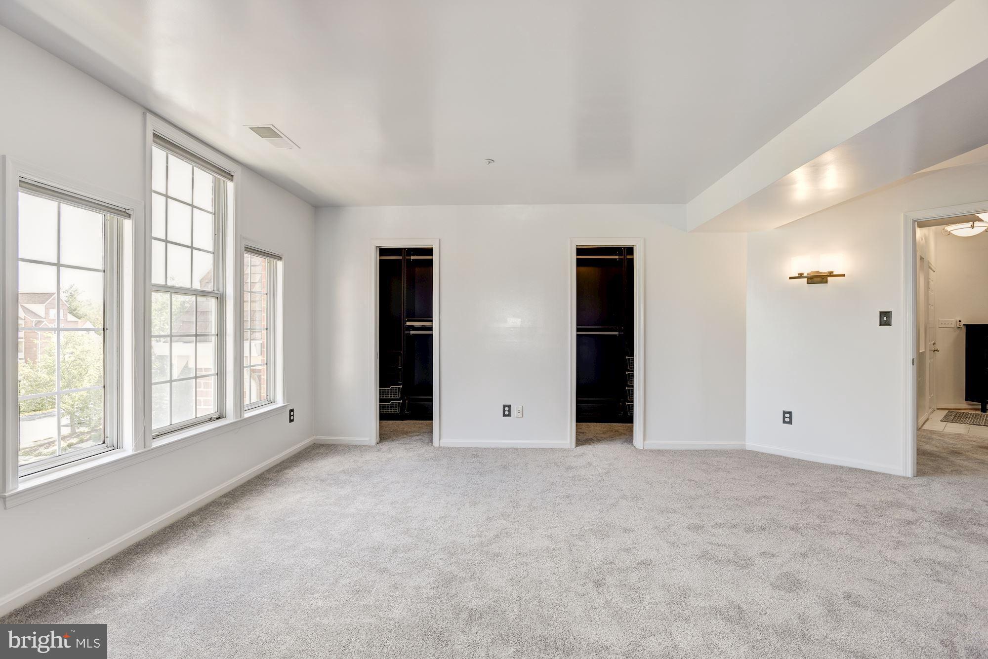 ETON SQUARE - Residential