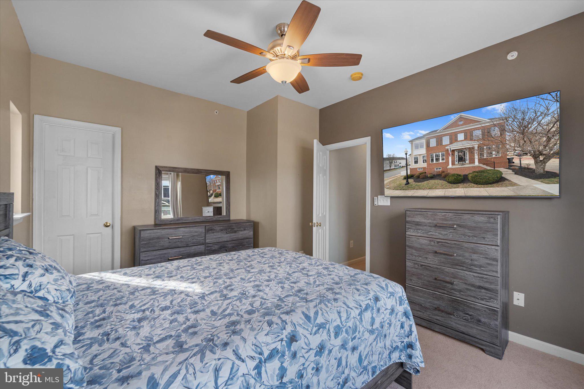 MEADOWS AT MORRIS FARM - Residential