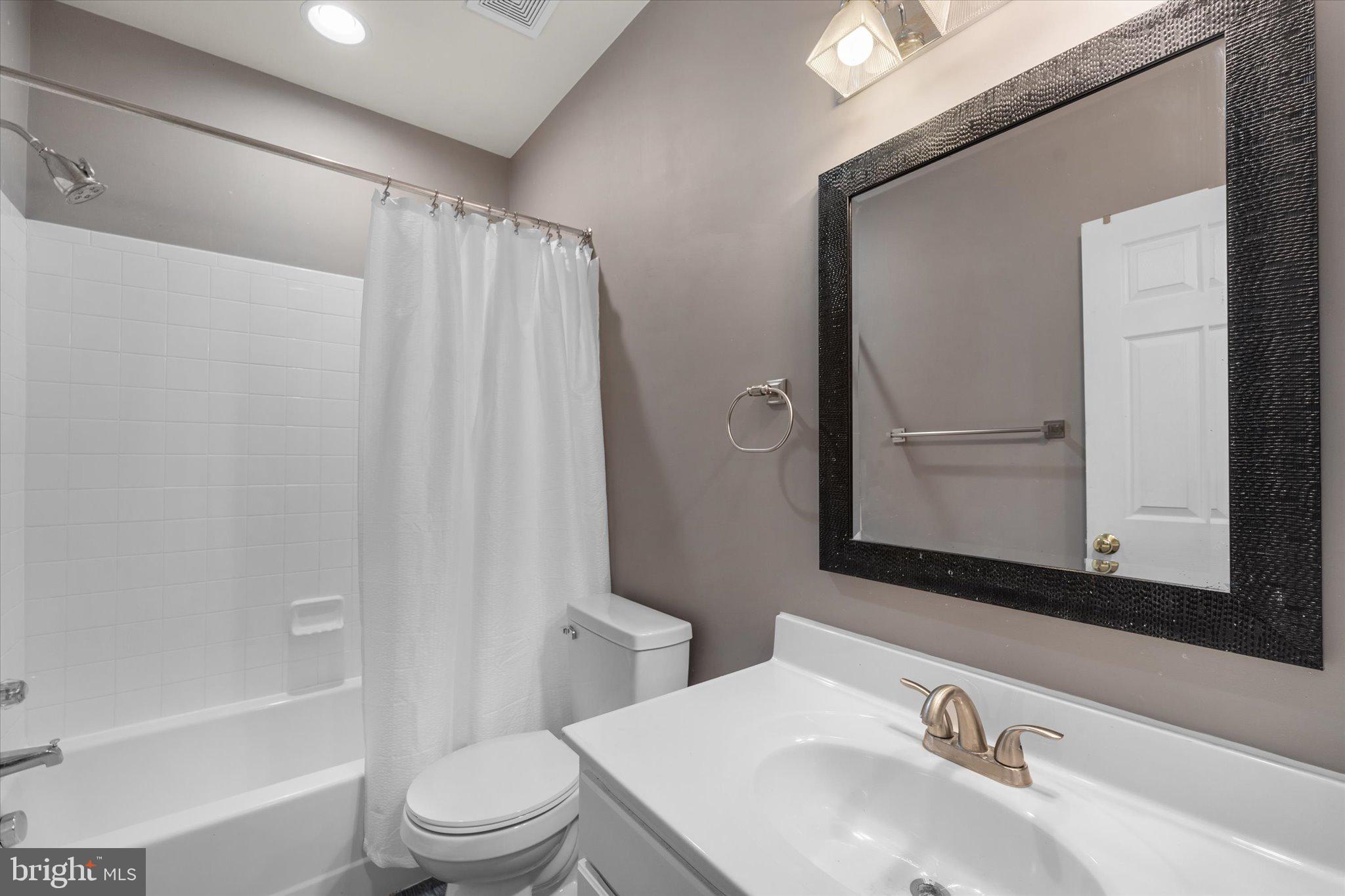 MEADOWS AT MORRIS FARM - Residential