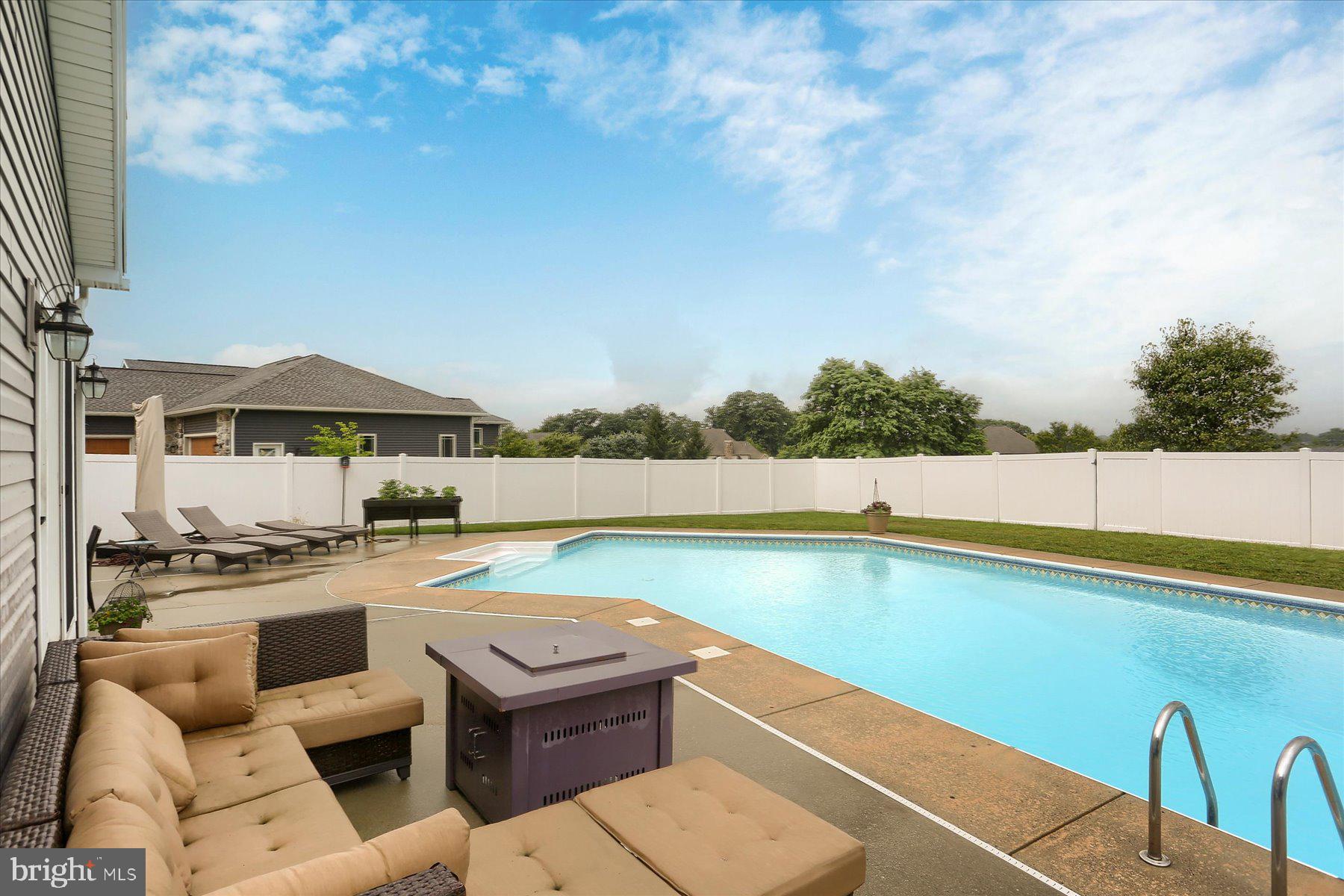 OLD IRON ESTATES - Residential