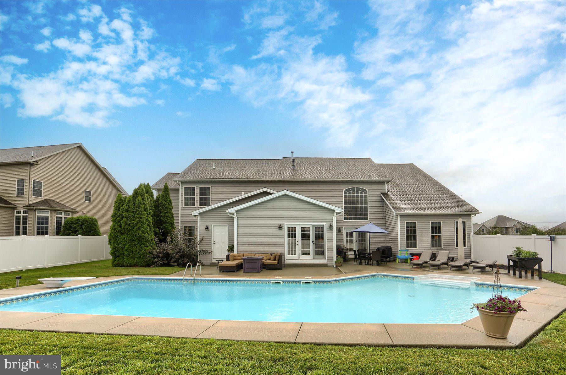 OLD IRON ESTATES - Residential