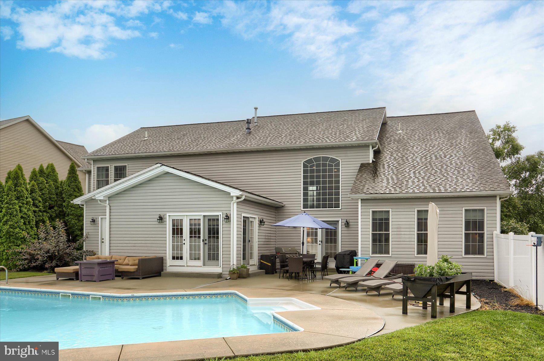 OLD IRON ESTATES - Residential