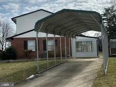 1035 SUNNY BROOK DRIVE