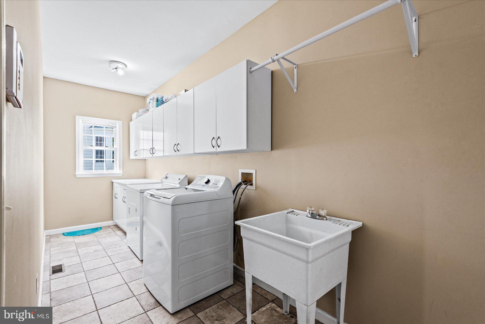 ASHLAND - Residential