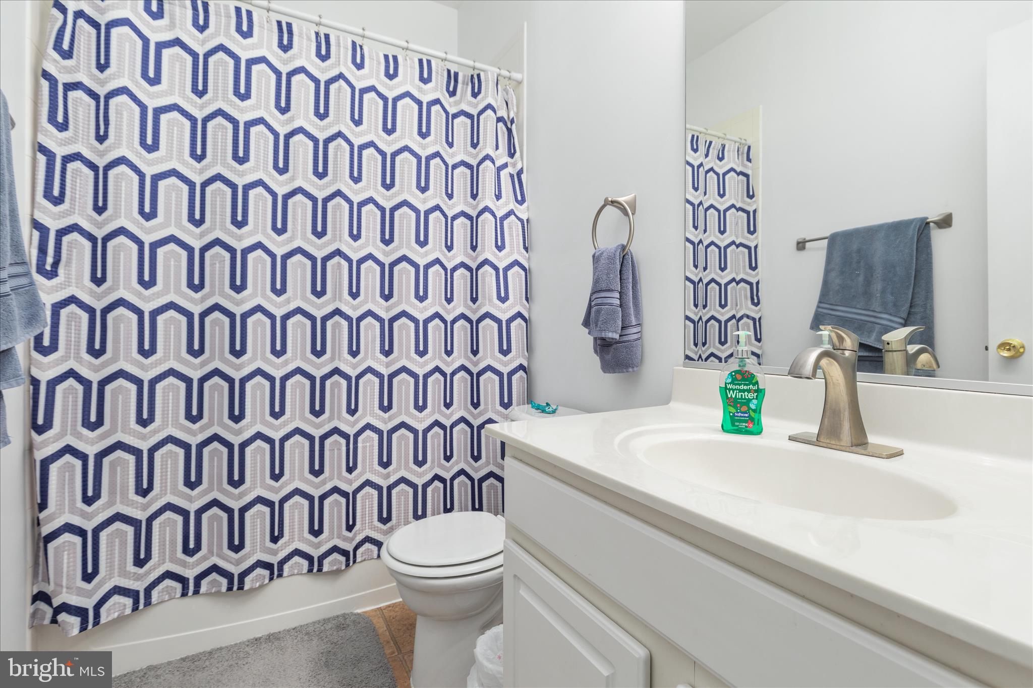 WAKELAND MANOR - Residential