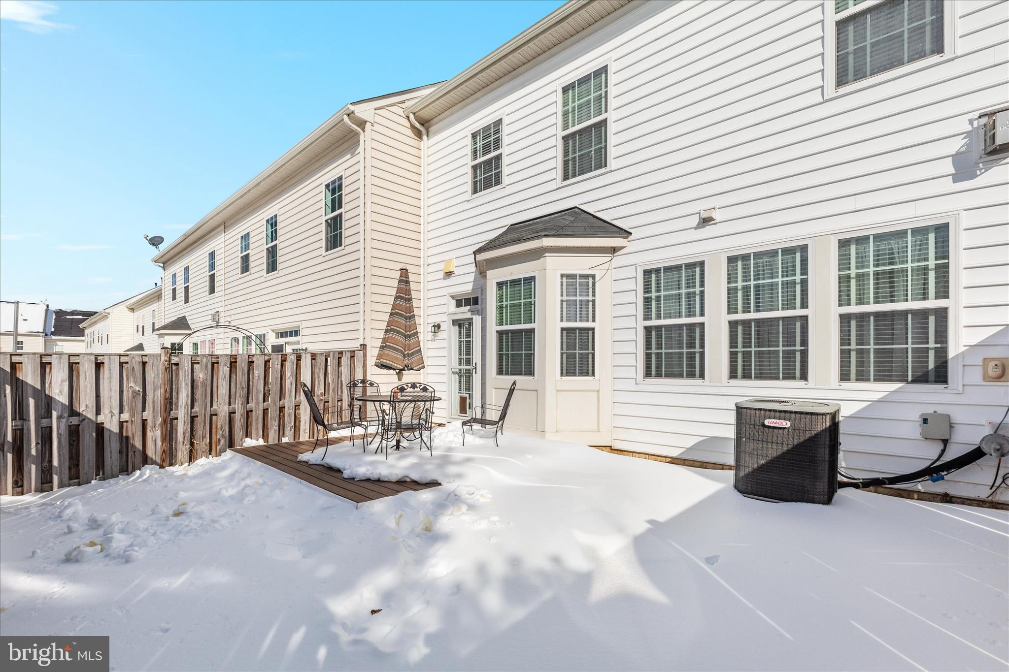 WAKELAND MANOR - Residential