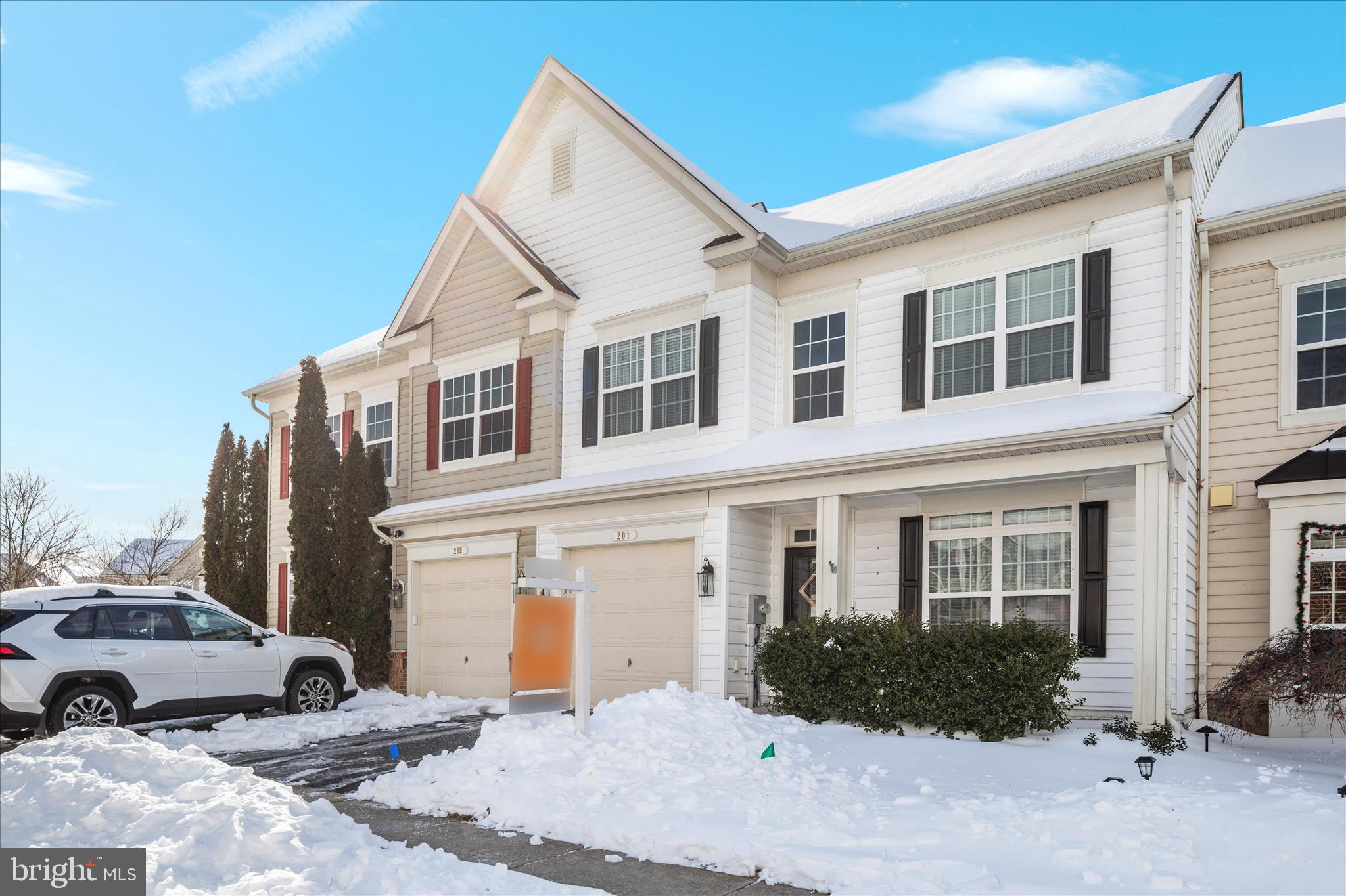 WAKELAND MANOR - Residential