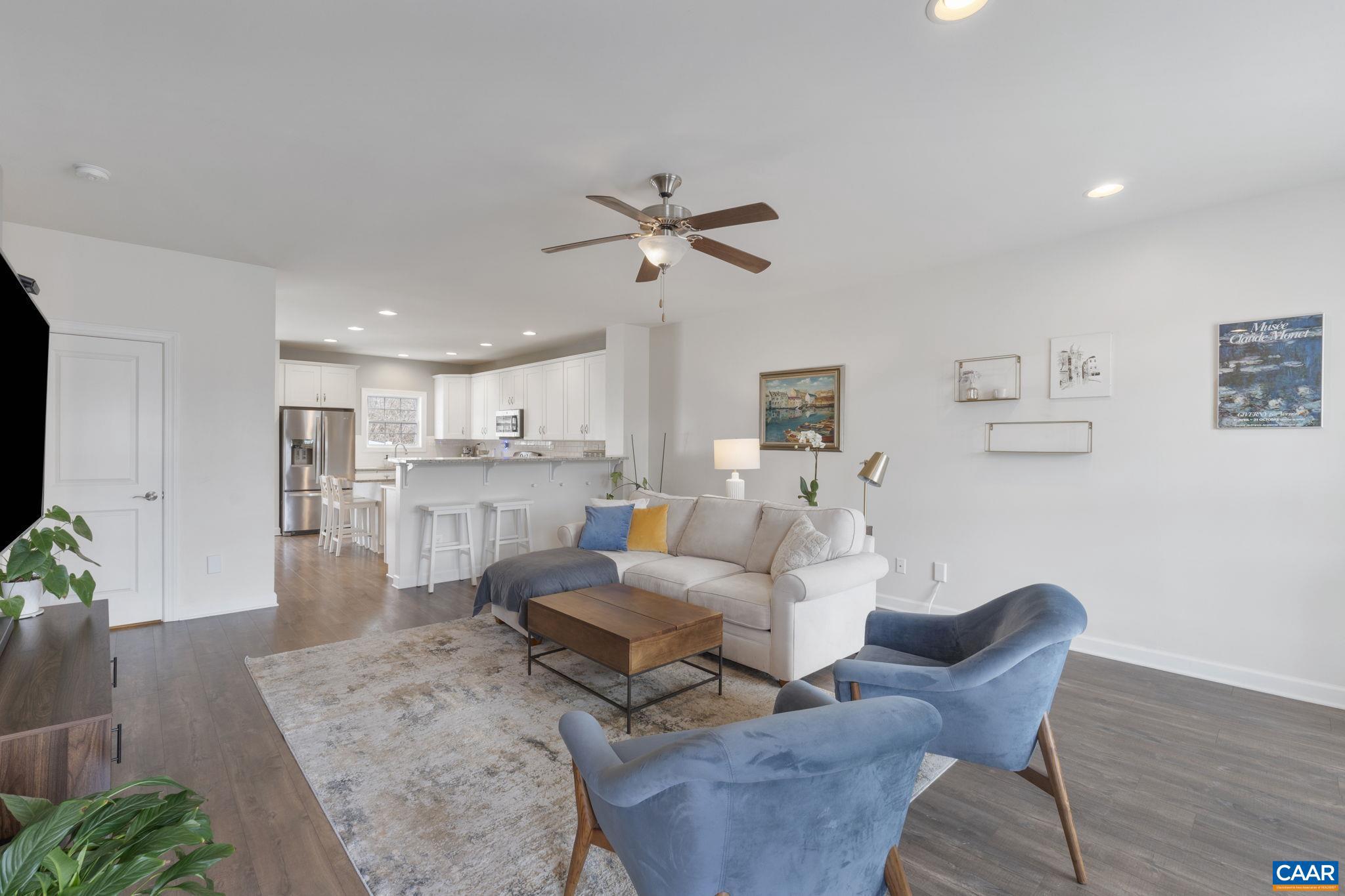 PAVILIONS AT PANTOPS - Residential