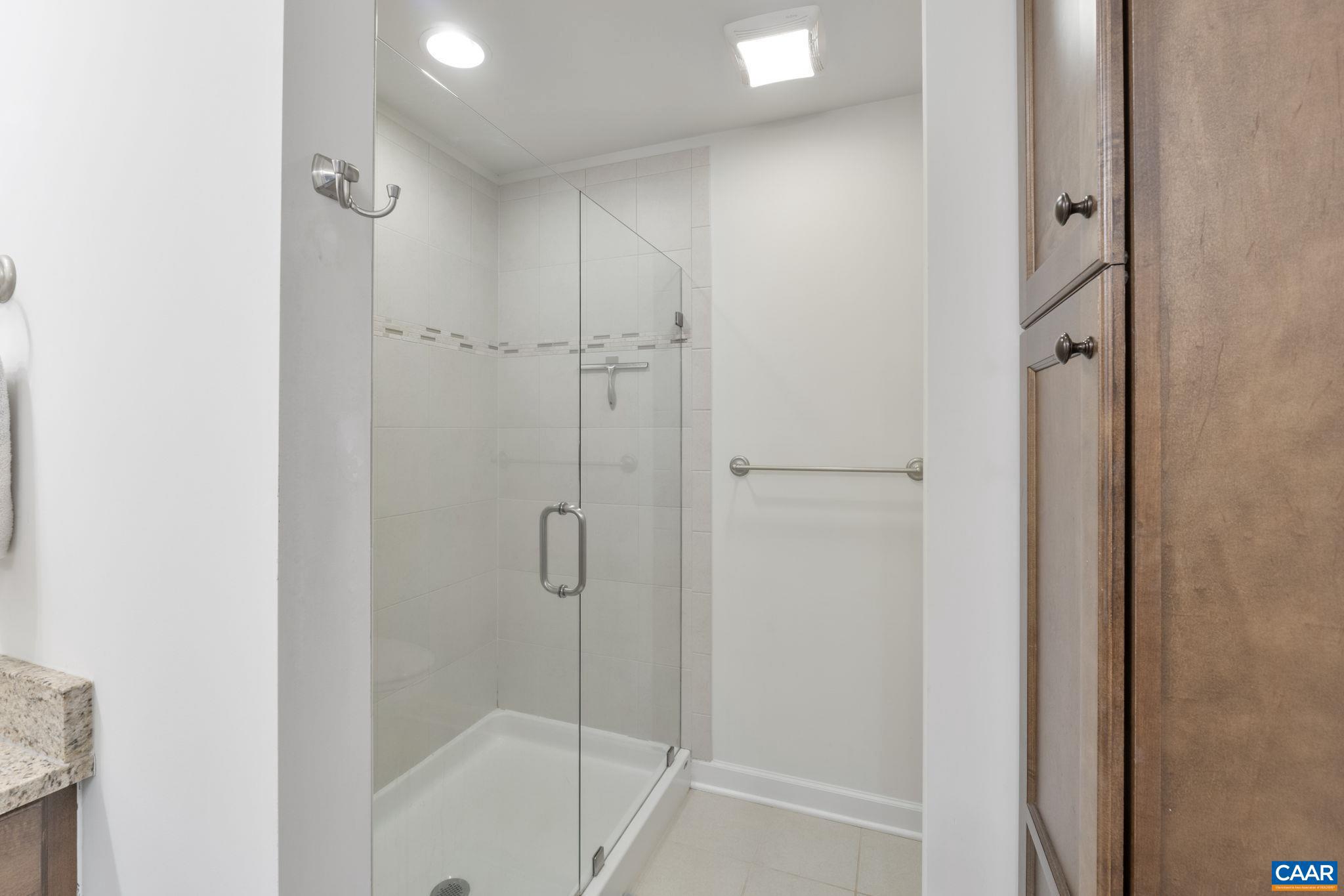 PAVILIONS AT PANTOPS - Residential