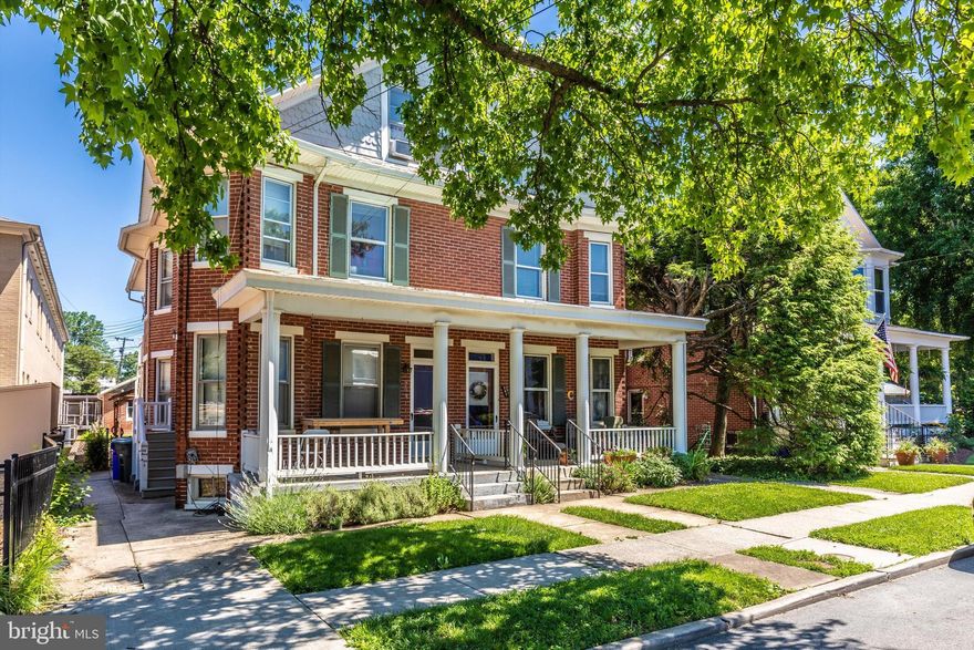 Excellent rental unit in Downtown Frederick. Three single one bedroom units and a detached garage with fantastic rental history and a zero vacancy rate. Tenants get to enjoy the fine downtown living with easy access to all the great amenities offered such as beautiful parks, band shell, tennis, pool, fantastic restaurants, unlimited shopping, and picturesque walking paths. Love Downtown Frederick! Investment Opportunity Knocks...Open the Door.