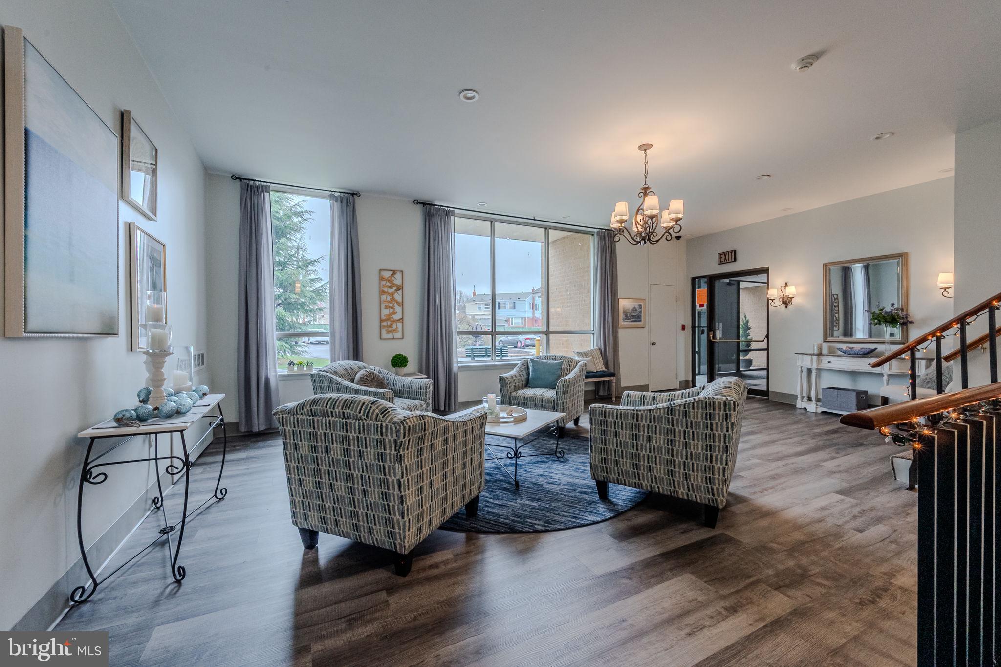 BRIARCLIFF - Residential