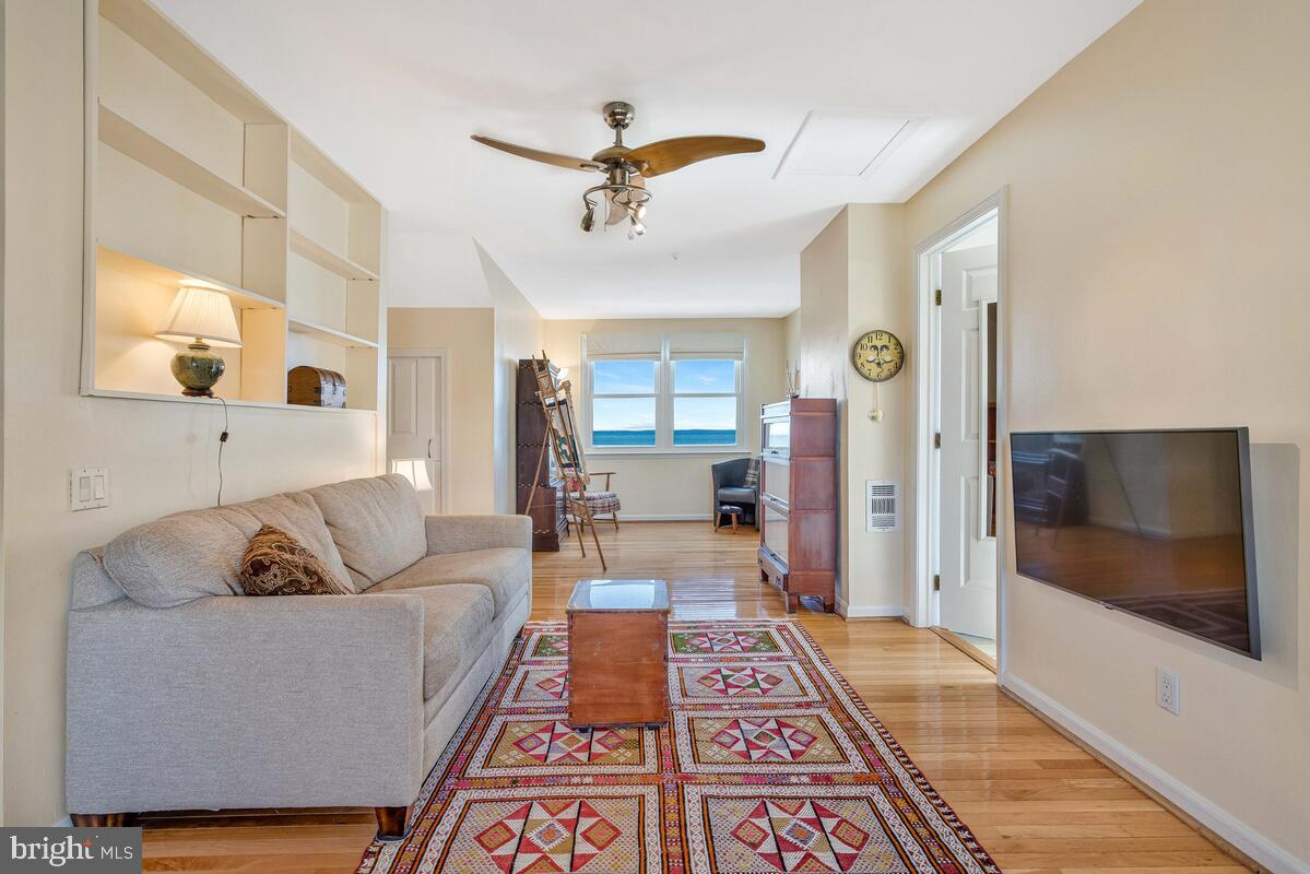 SEA GATE - Residential