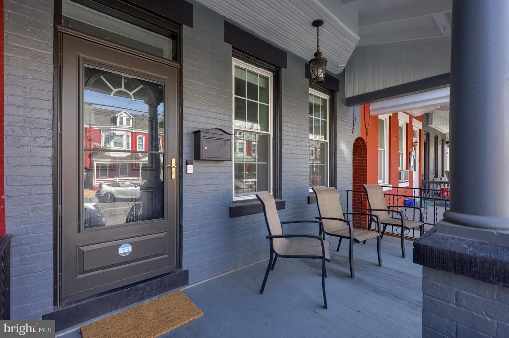 Photo of 220 E Clay Street, Lancaster, PA 17602 (MLS # PALA2048394)