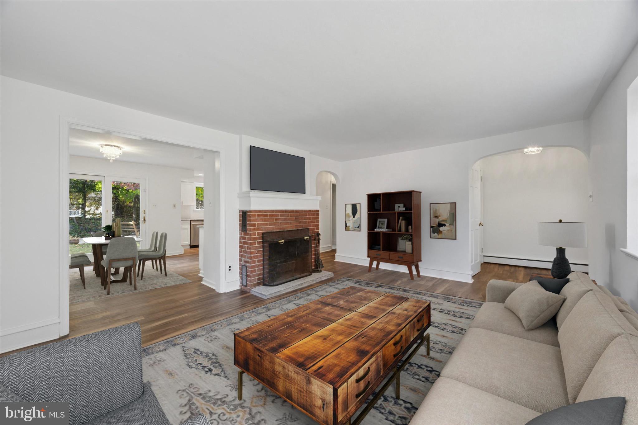 HIDDEN CREEK - Residential