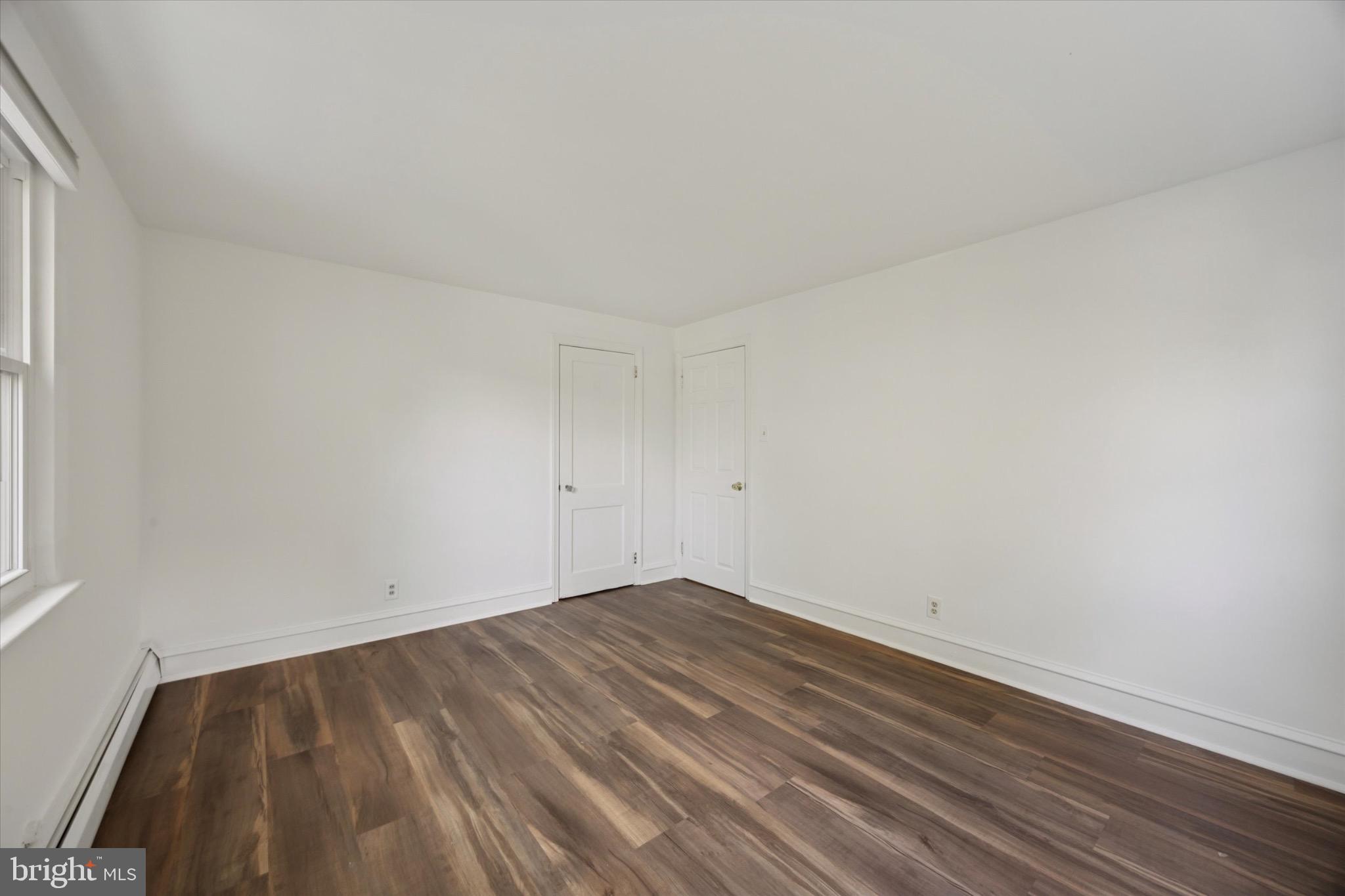 HIDDEN CREEK - Residential