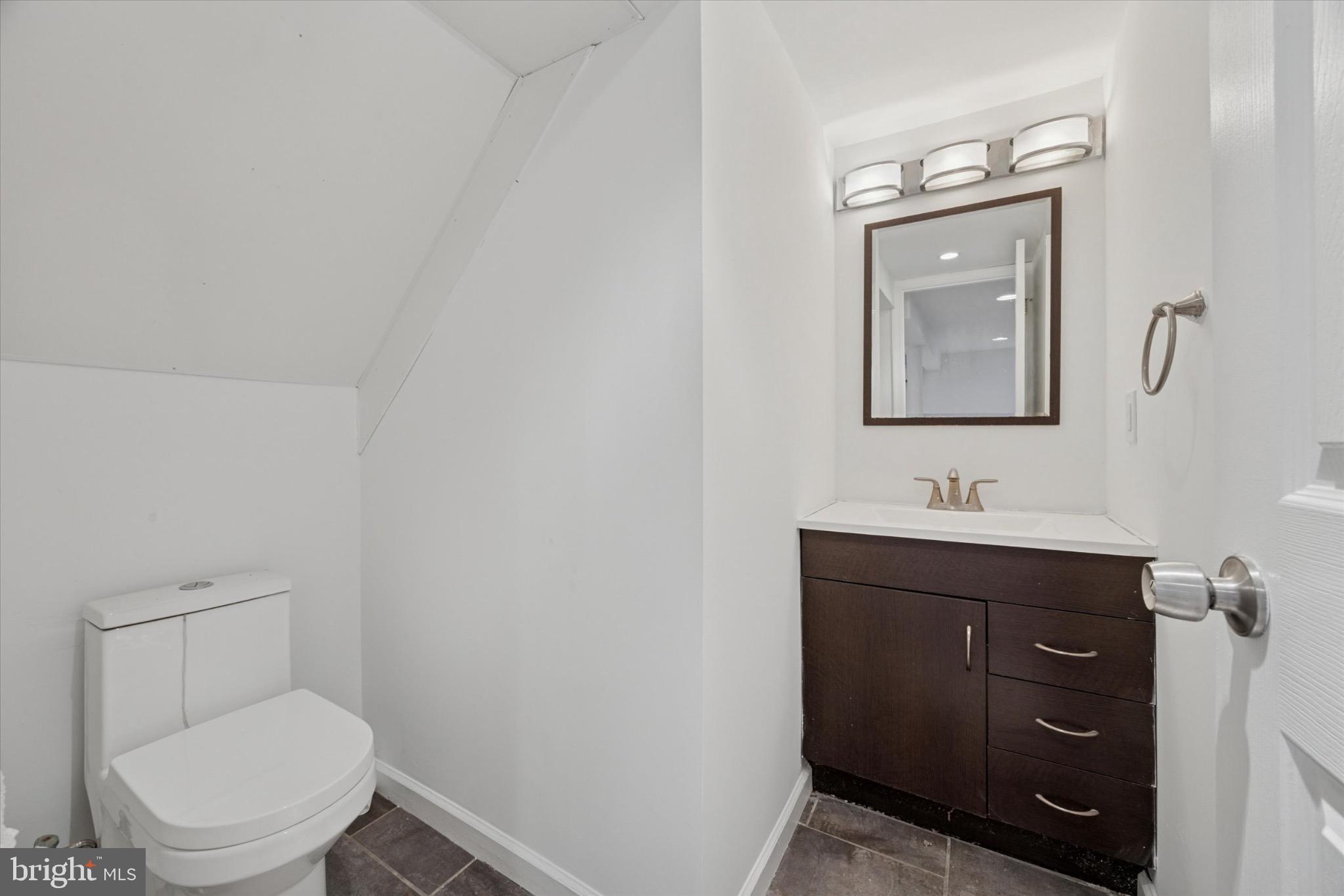 HIDDEN CREEK - Residential