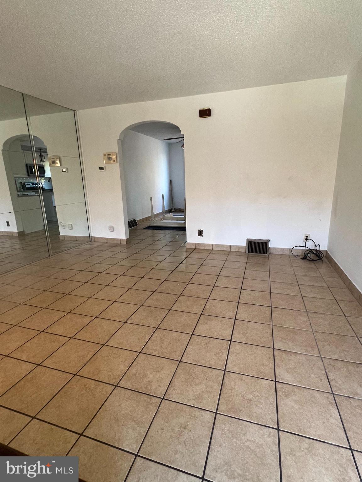 JUNIATA - Residential