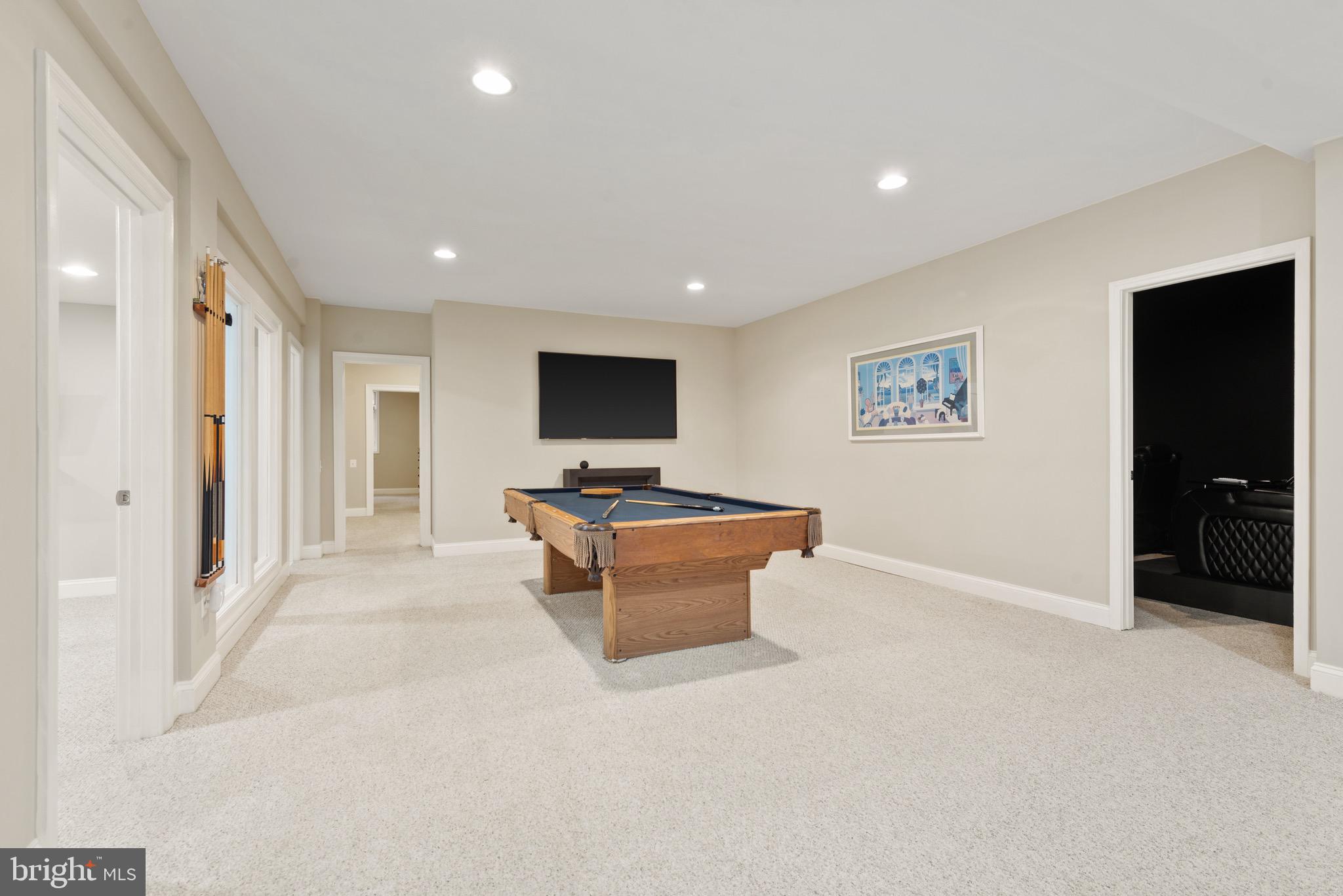 GLEN MEADOWS - Residential