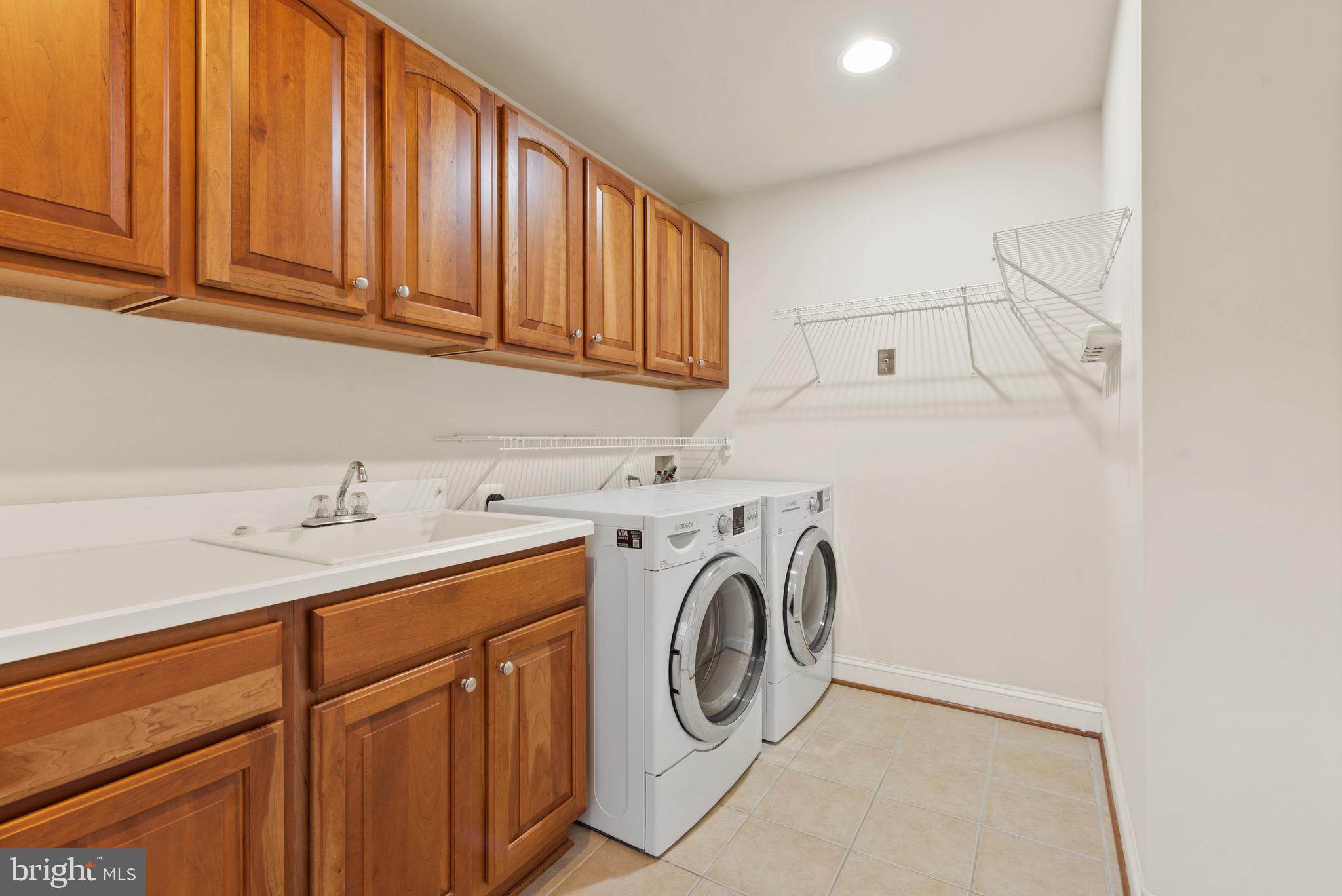 GLEN MEADOWS - Residential