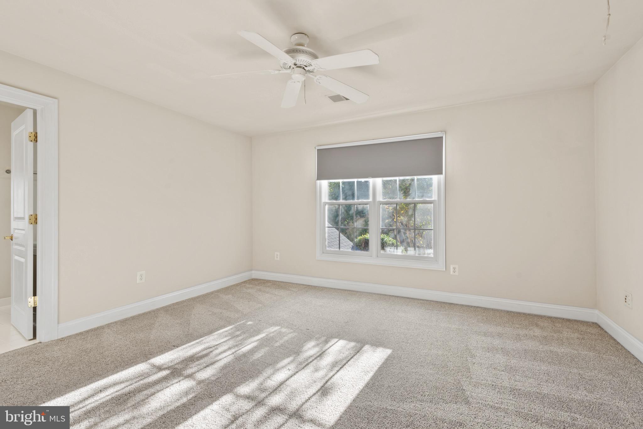 GLEN MEADOWS - Residential