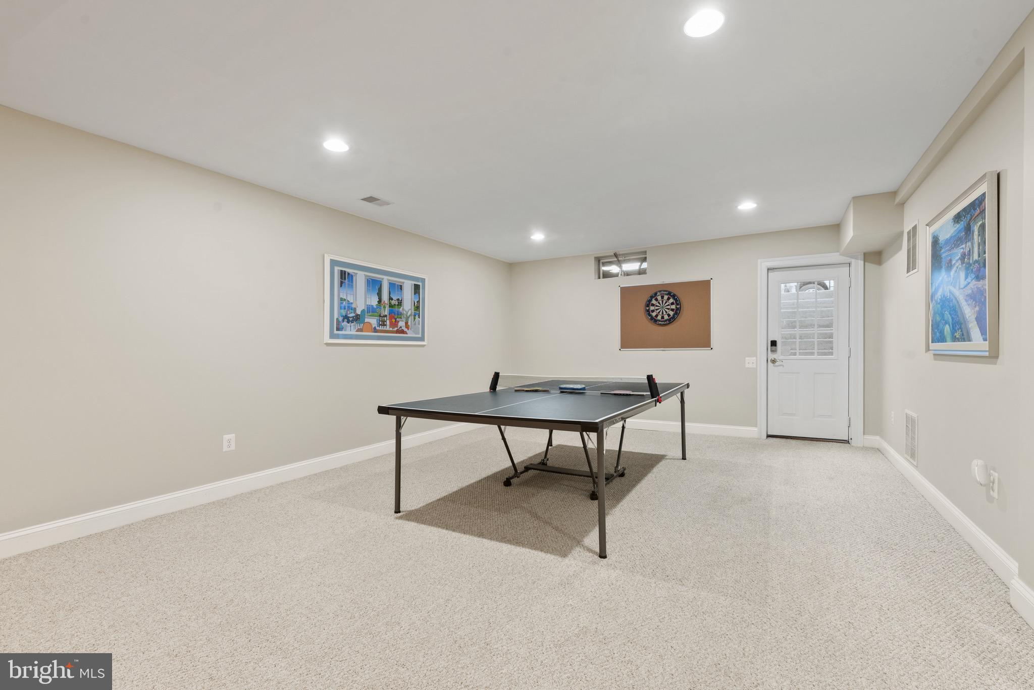 GLEN MEADOWS - Residential