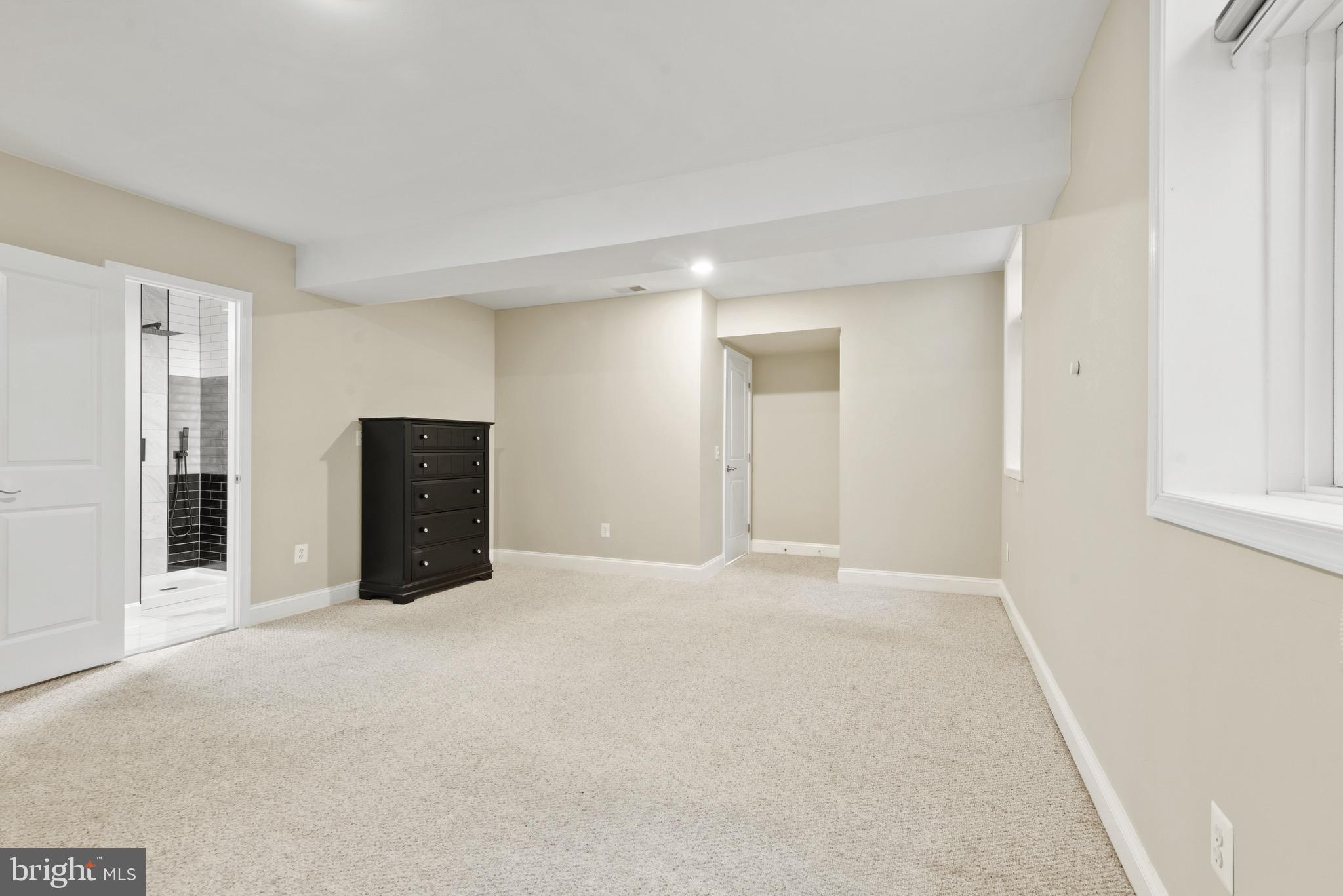 GLEN MEADOWS - Residential