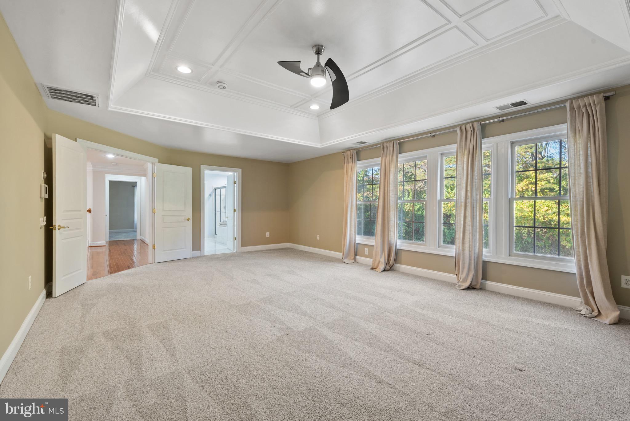 GLEN MEADOWS - Residential