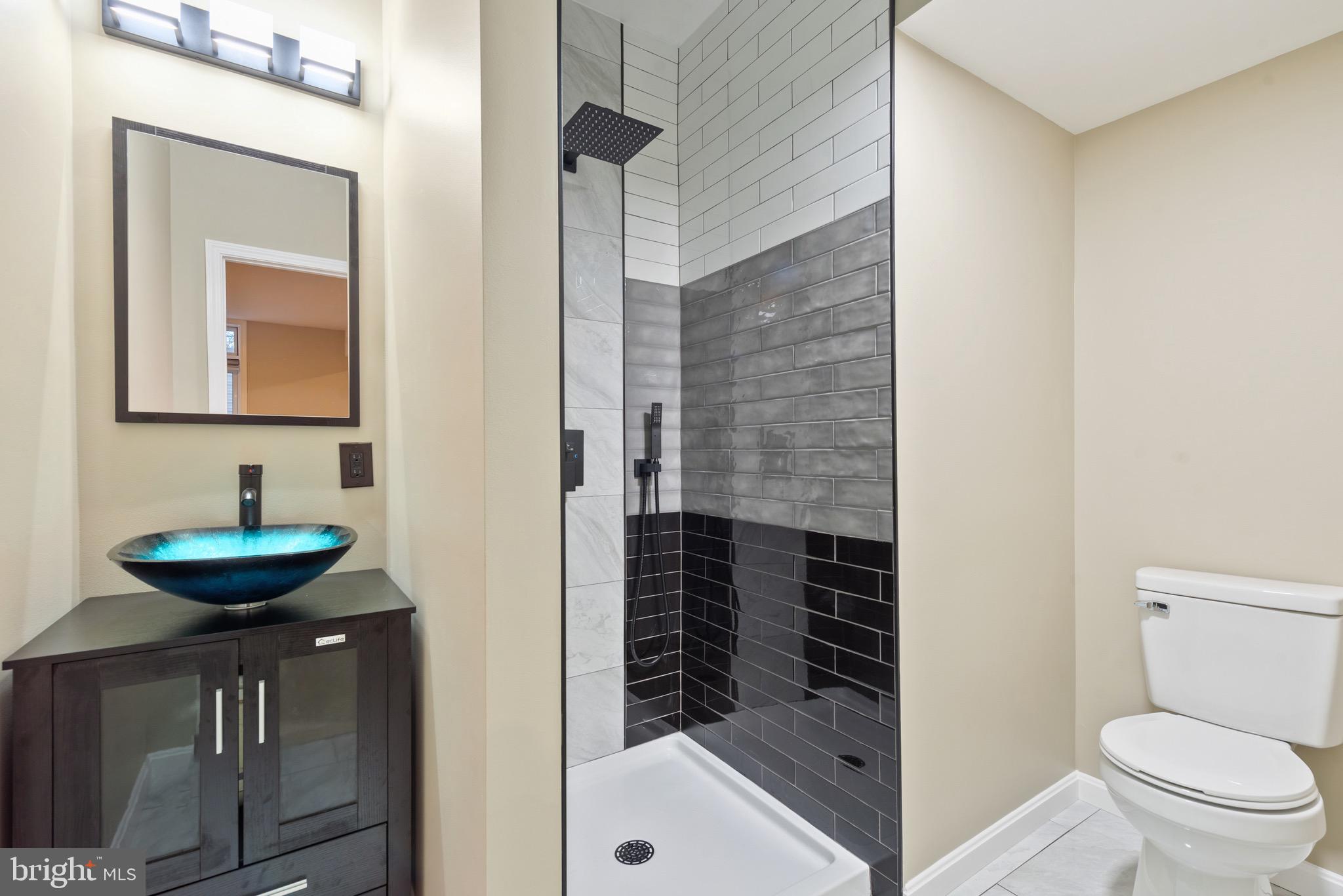 GLEN MEADOWS - Residential