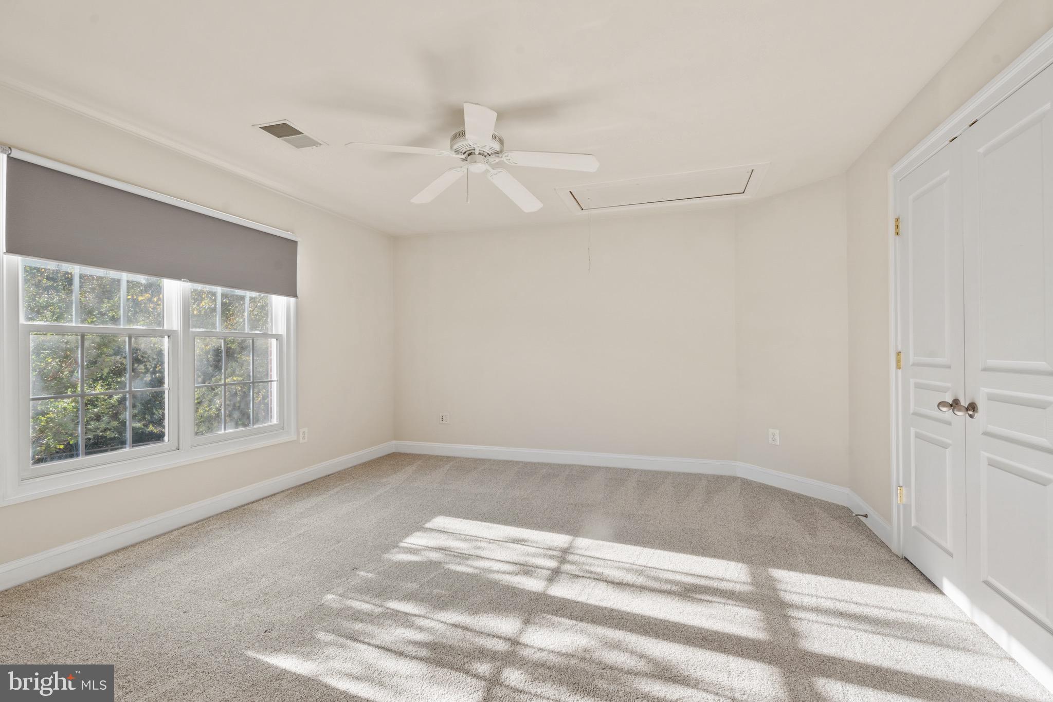 GLEN MEADOWS - Residential