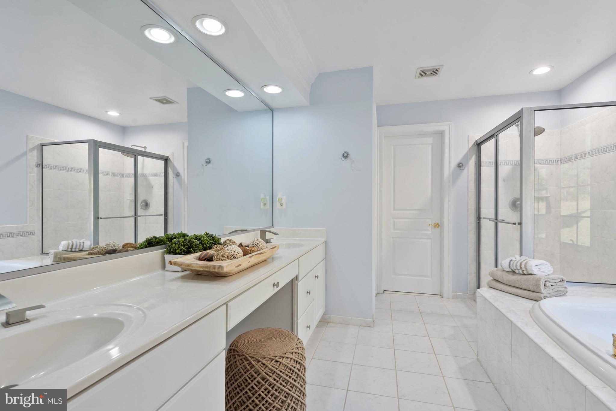 GLEN MEADOWS - Residential