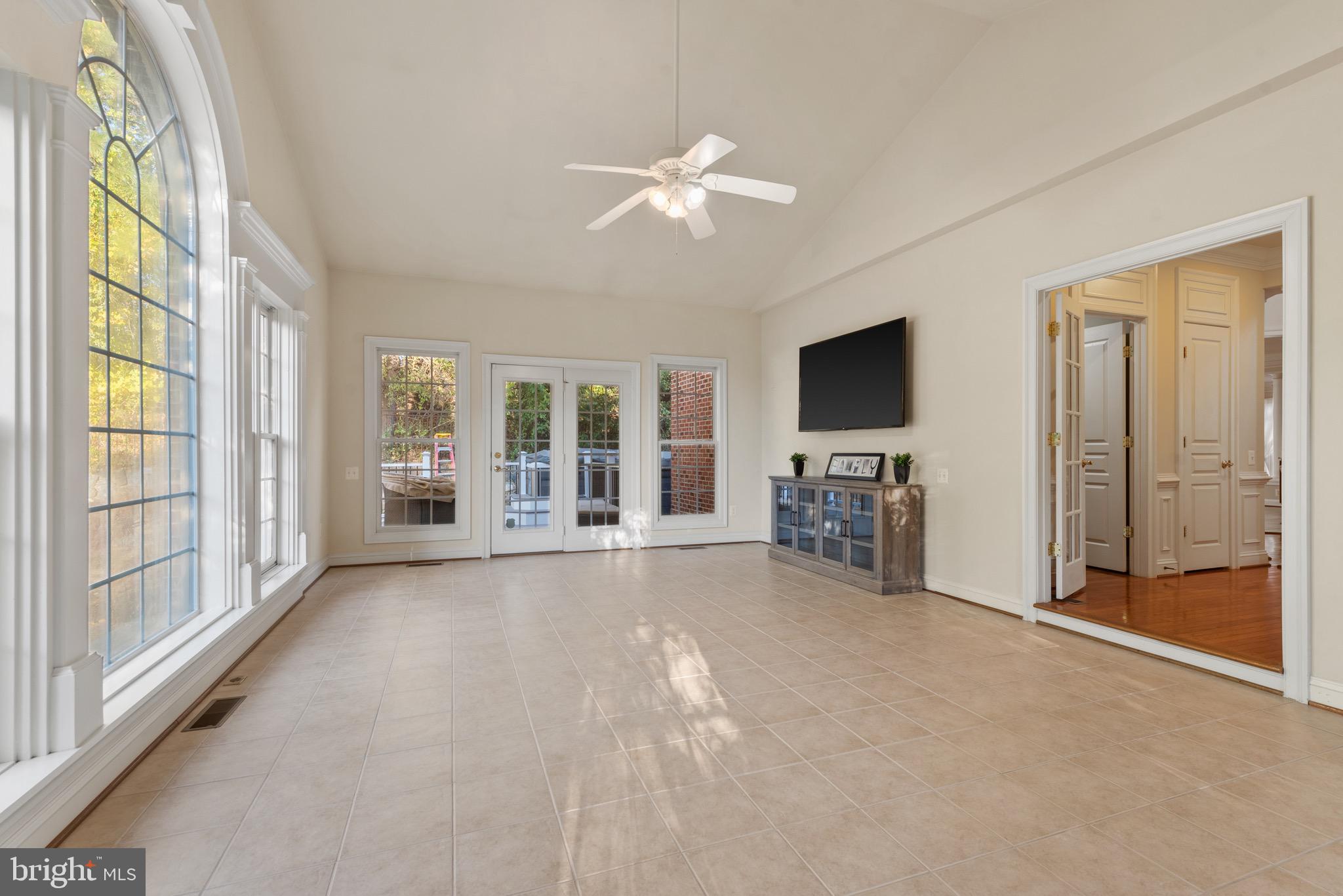 GLEN MEADOWS - Residential