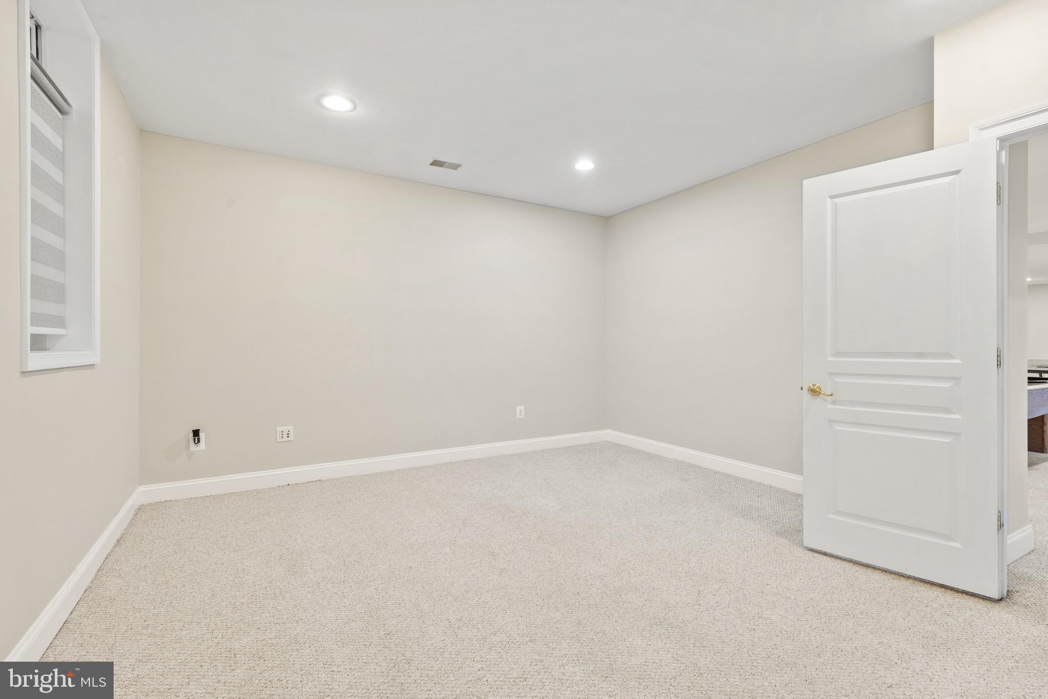 GLEN MEADOWS - Residential