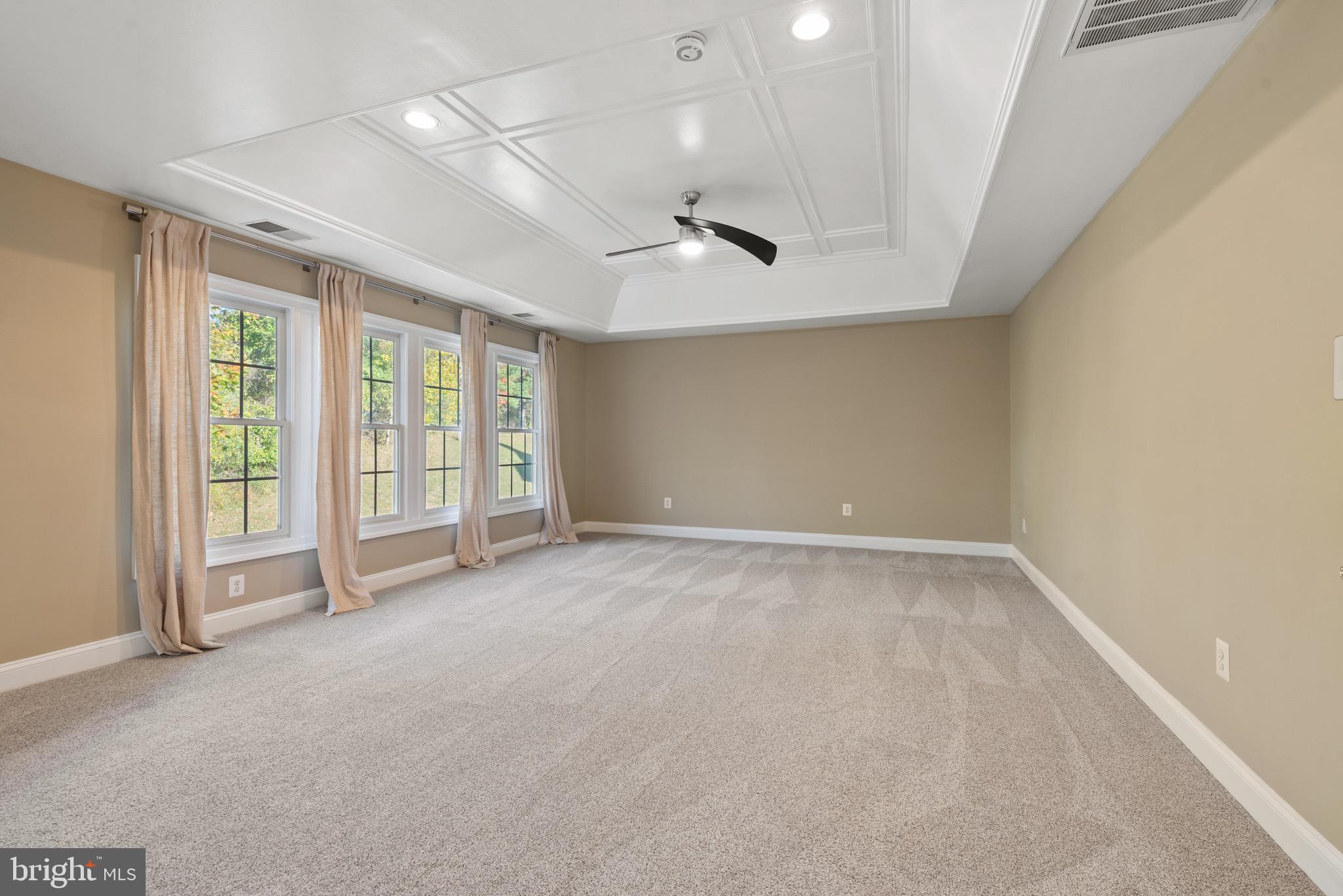 GLEN MEADOWS - Residential