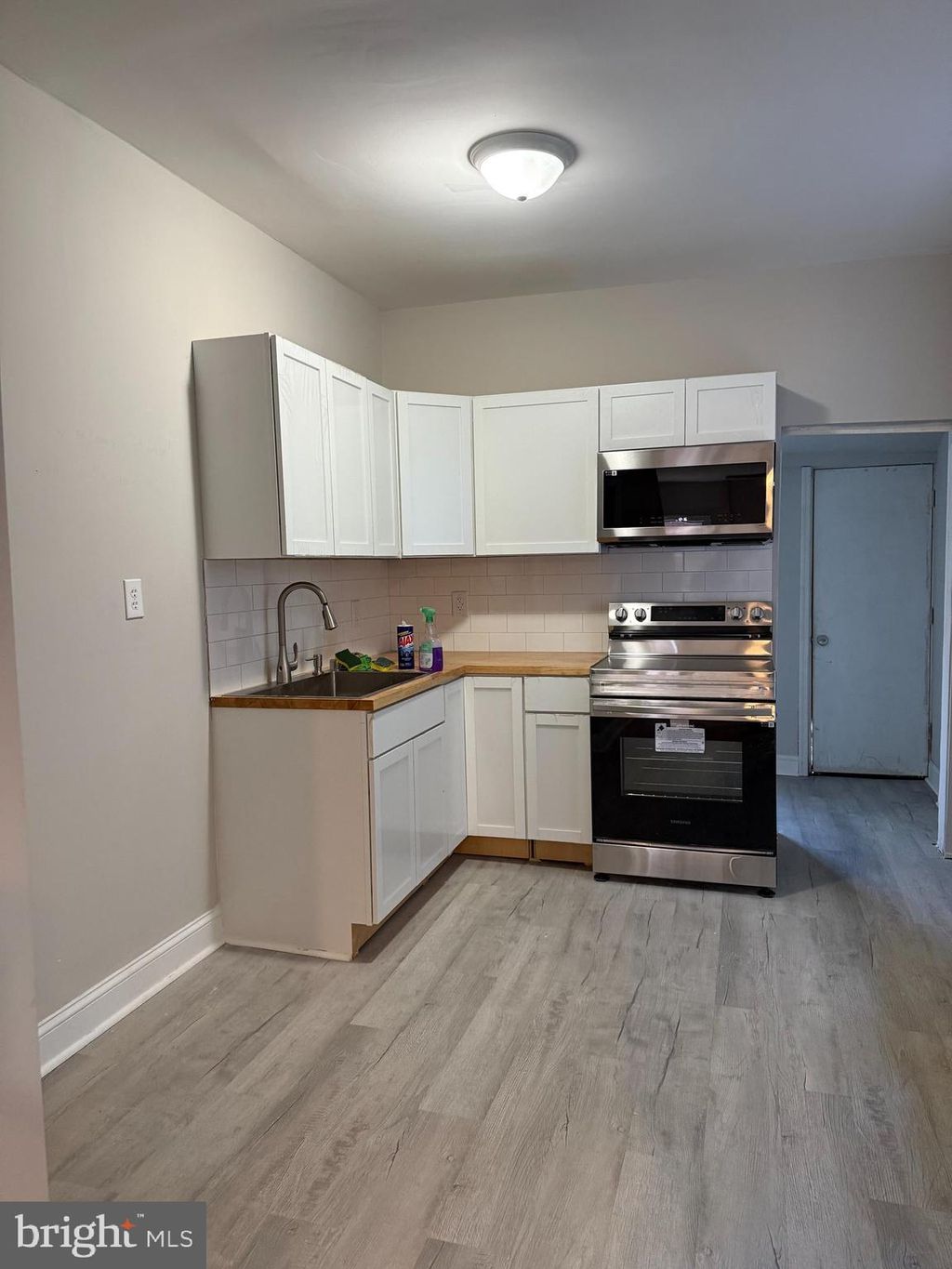 Photo of 215 E Willard Street, PHILADELPHIA, PA 19134 (MLS # PAPH2549846)