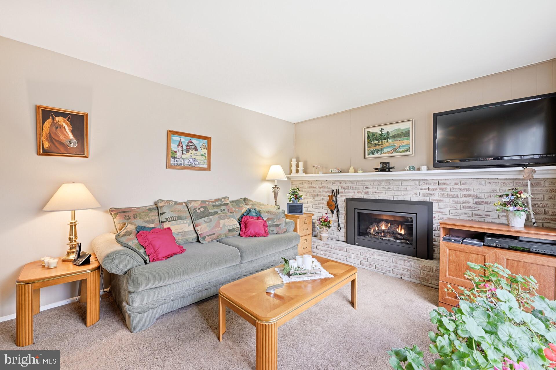 WELLESLEY HILLS - Residential