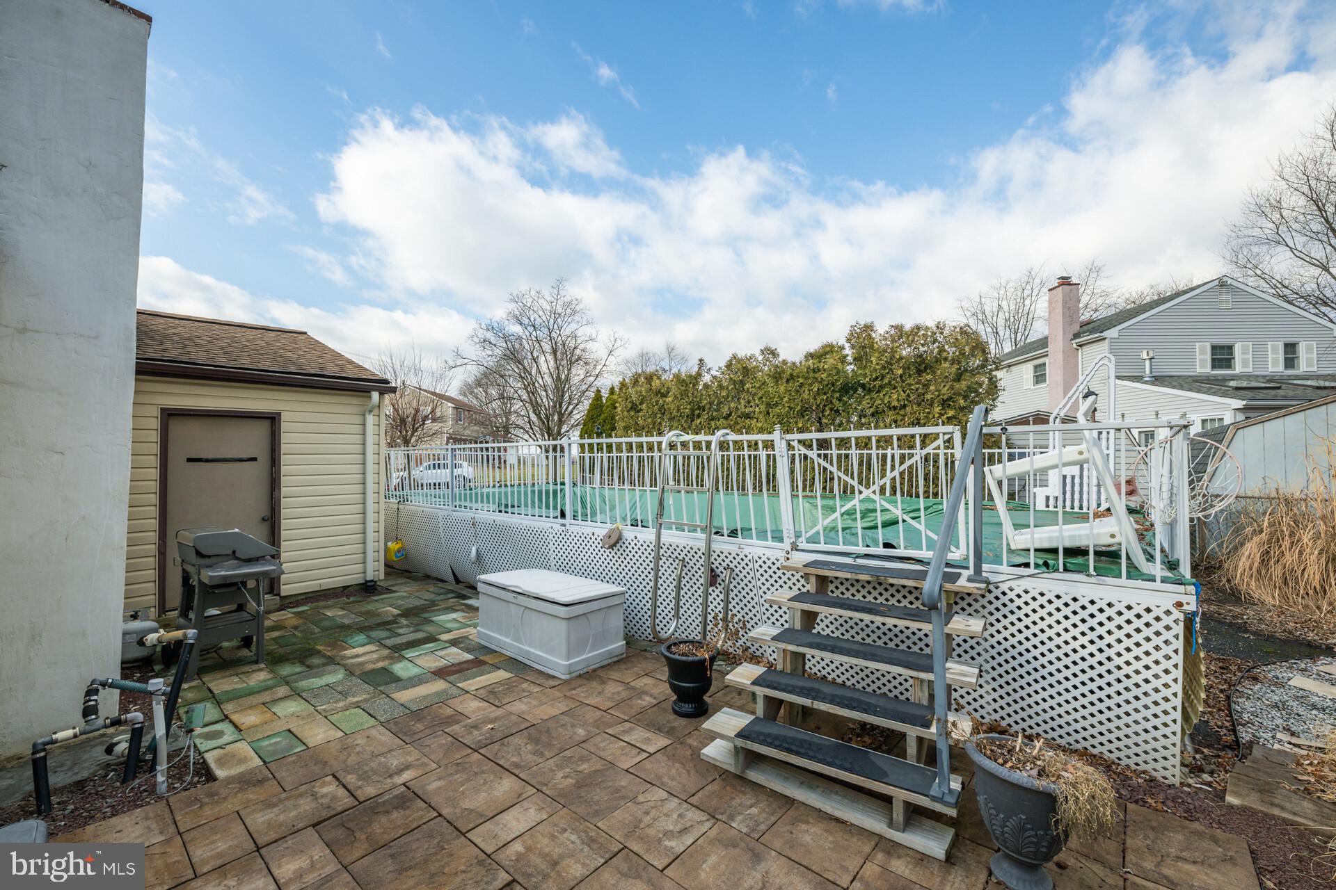 WELLESLEY HILLS - Residential