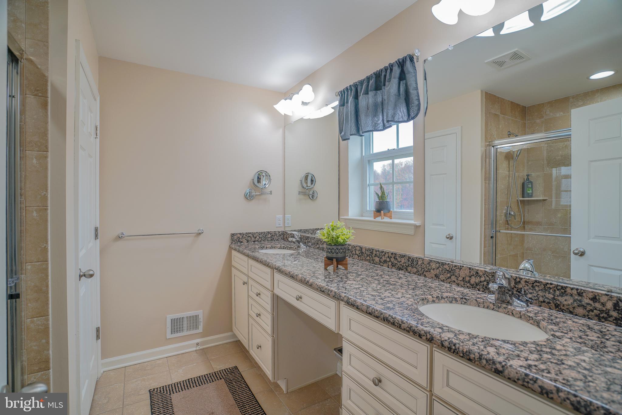 BIG OAK CROSSING - Residential