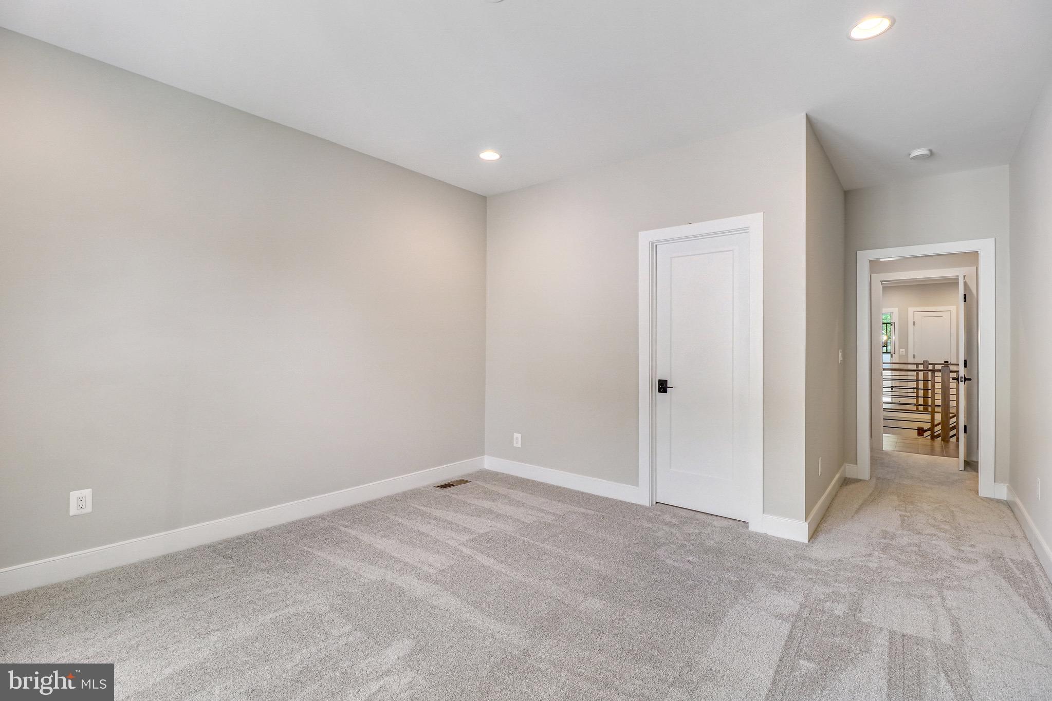 LITTLE VIENNA ESTATES - Residential