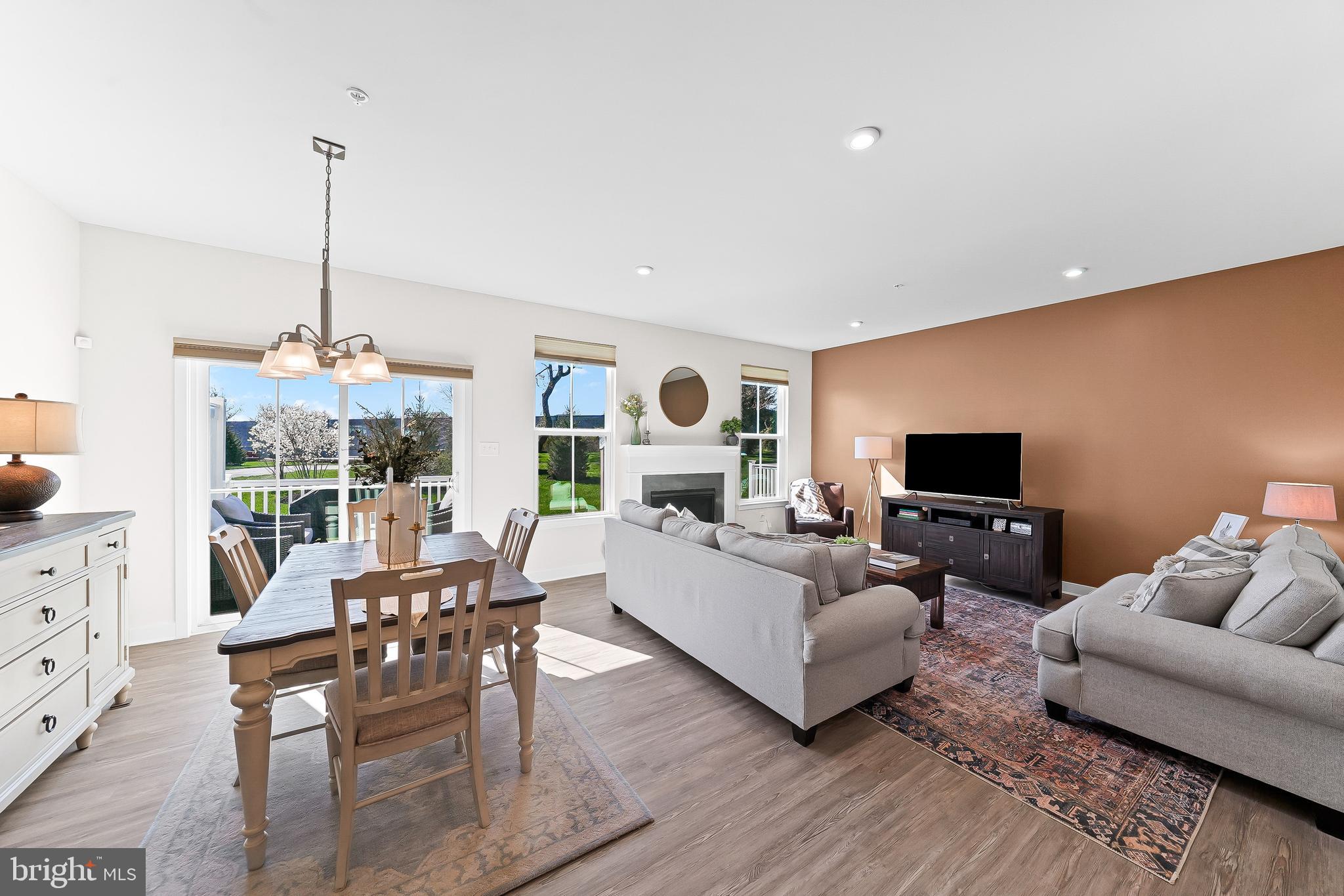 LONGWOOD PRESERVE - Residential