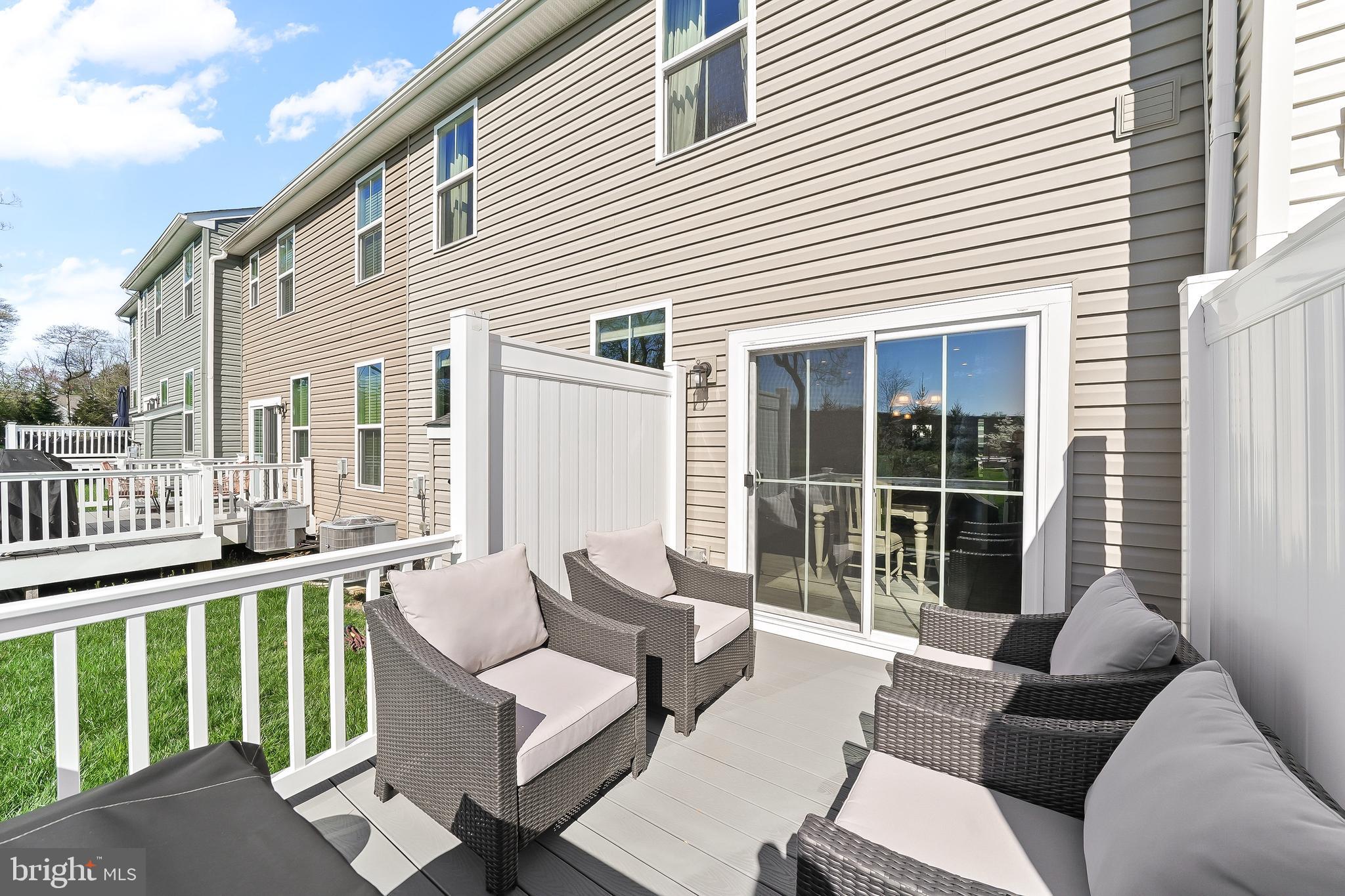 LONGWOOD PRESERVE - Residential