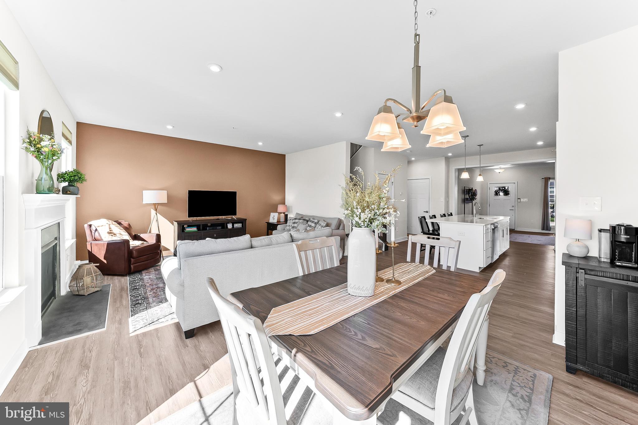 LONGWOOD PRESERVE - Residential