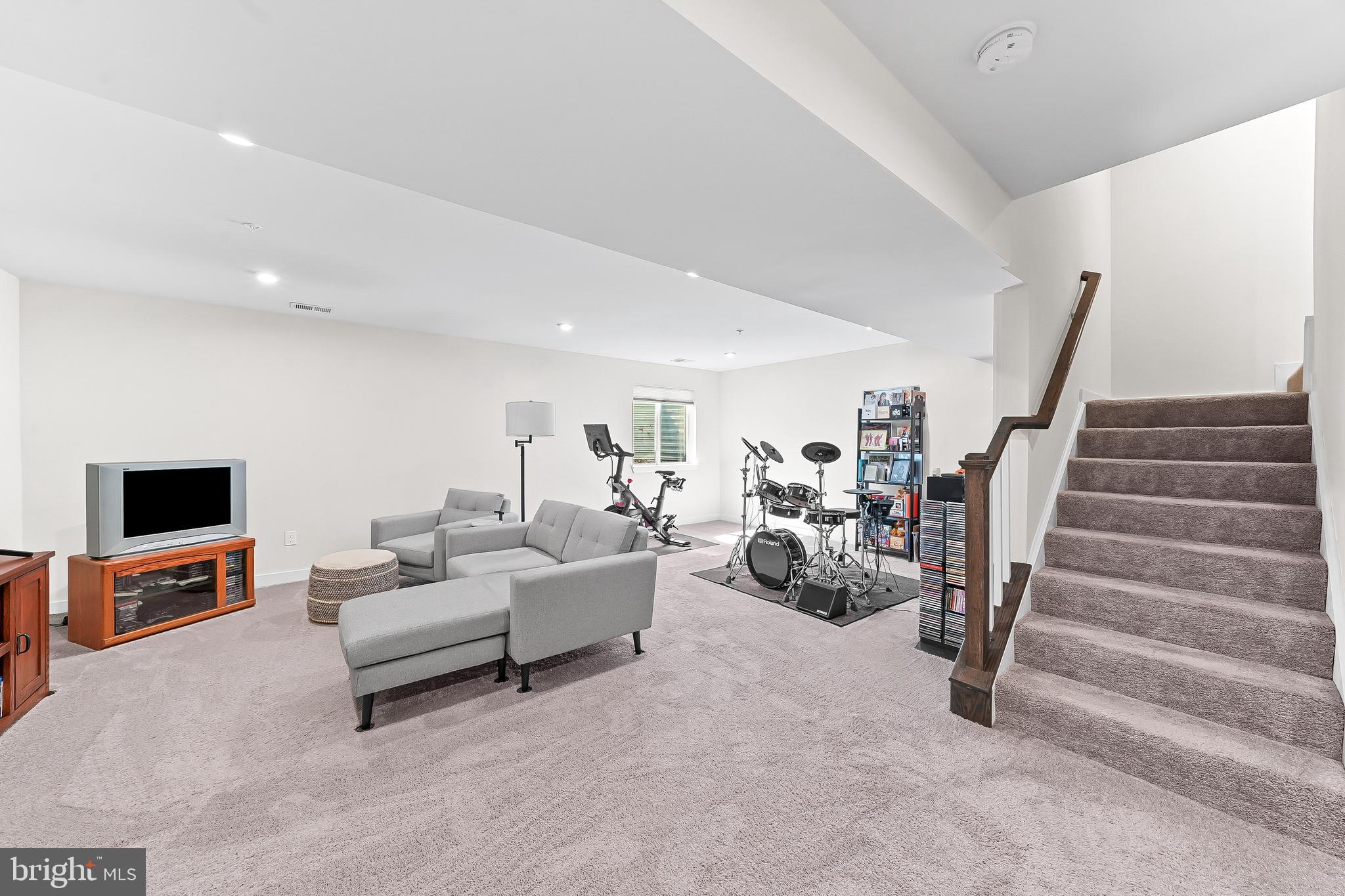 LONGWOOD PRESERVE - Residential