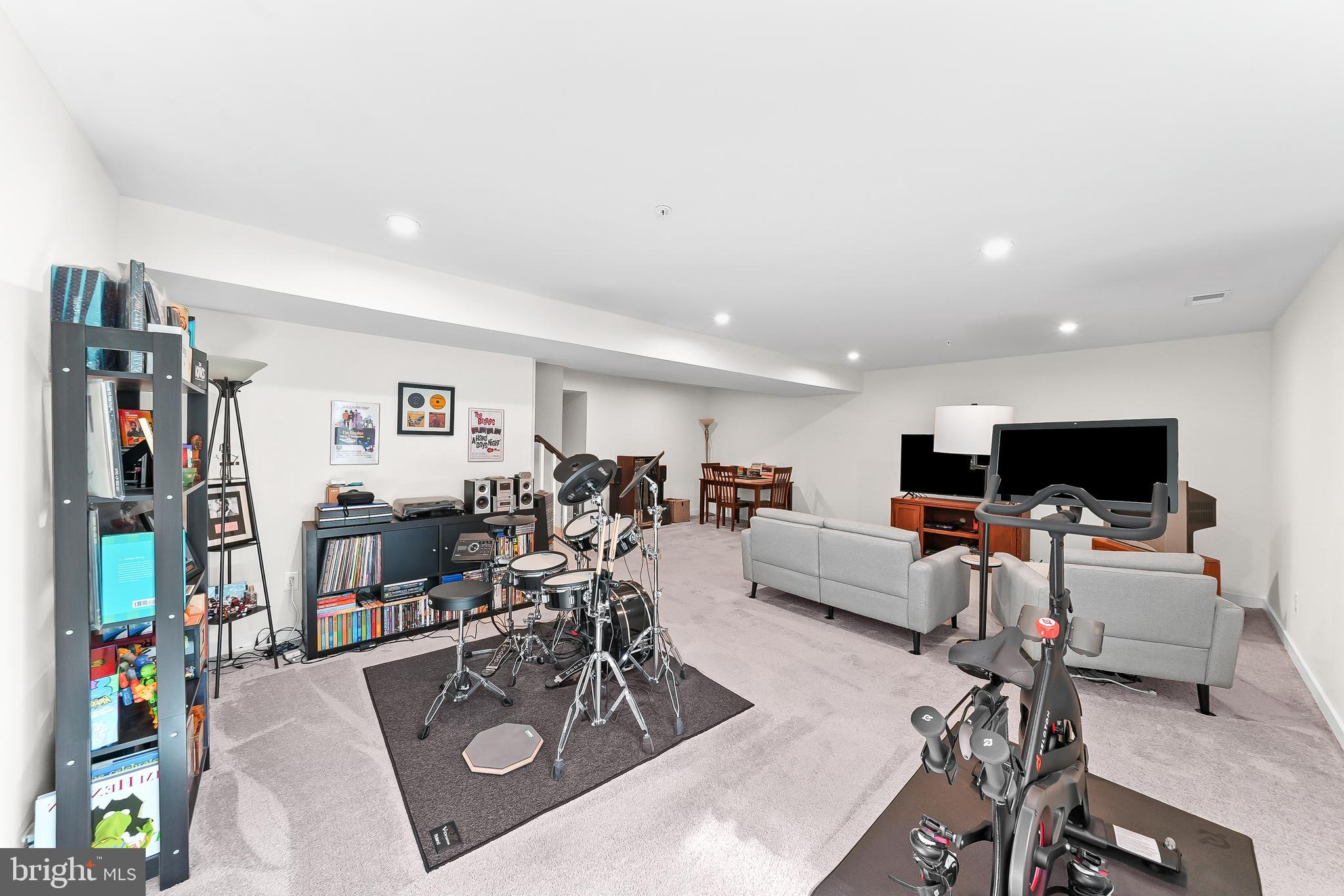 LONGWOOD PRESERVE - Residential