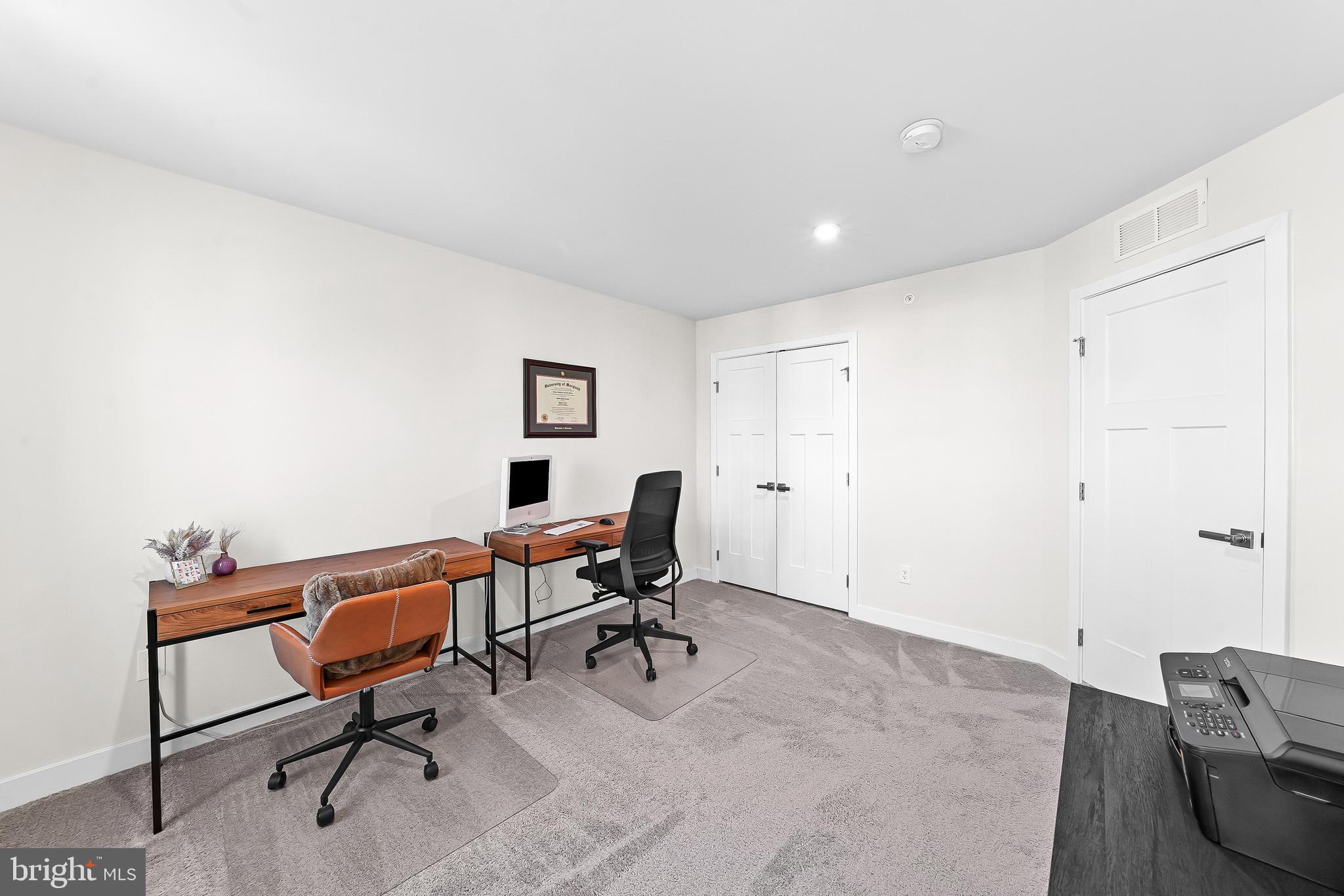 LONGWOOD PRESERVE - Residential